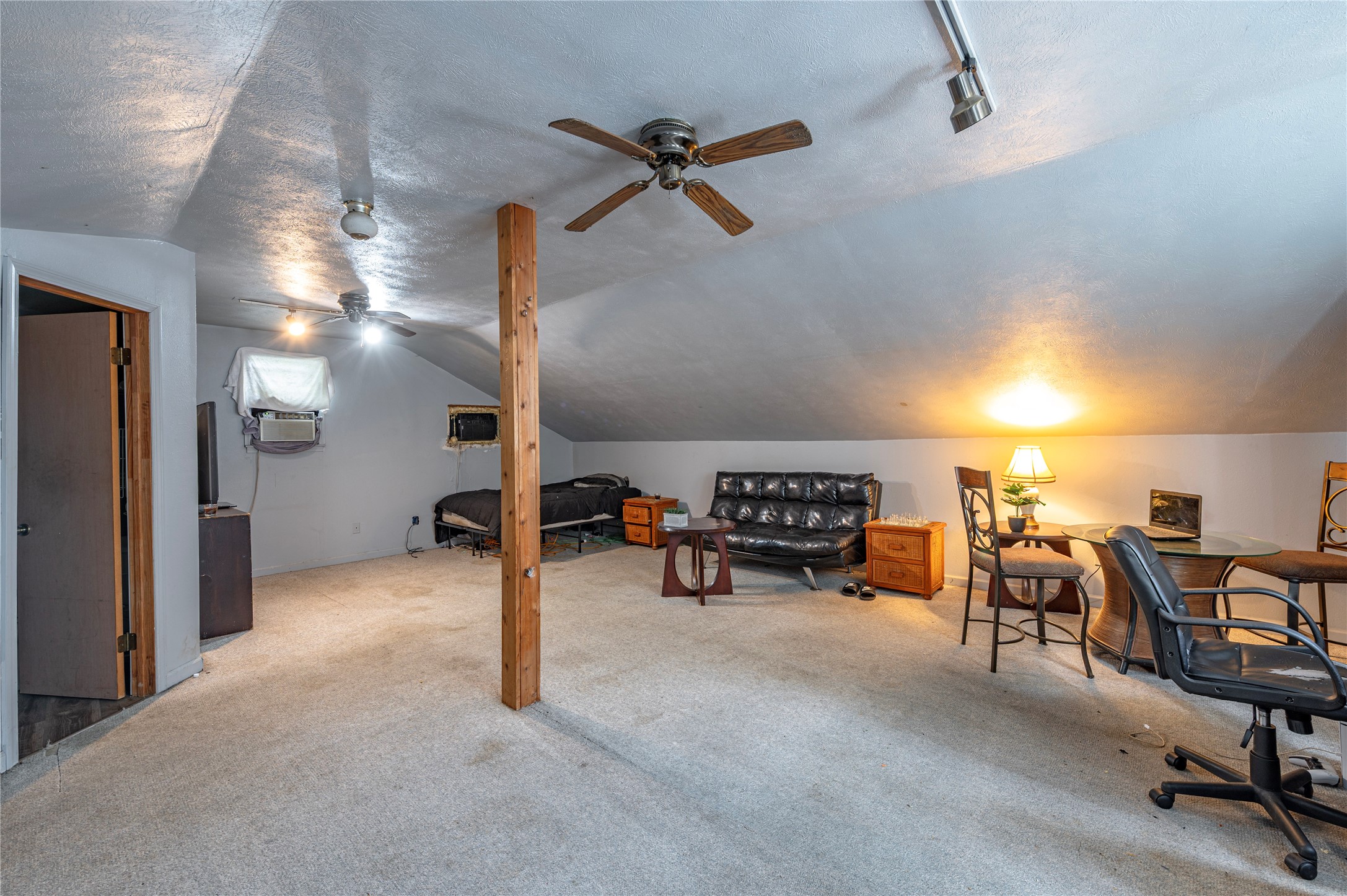 3726 Bayshore Drive, Bacliff, TX 77518