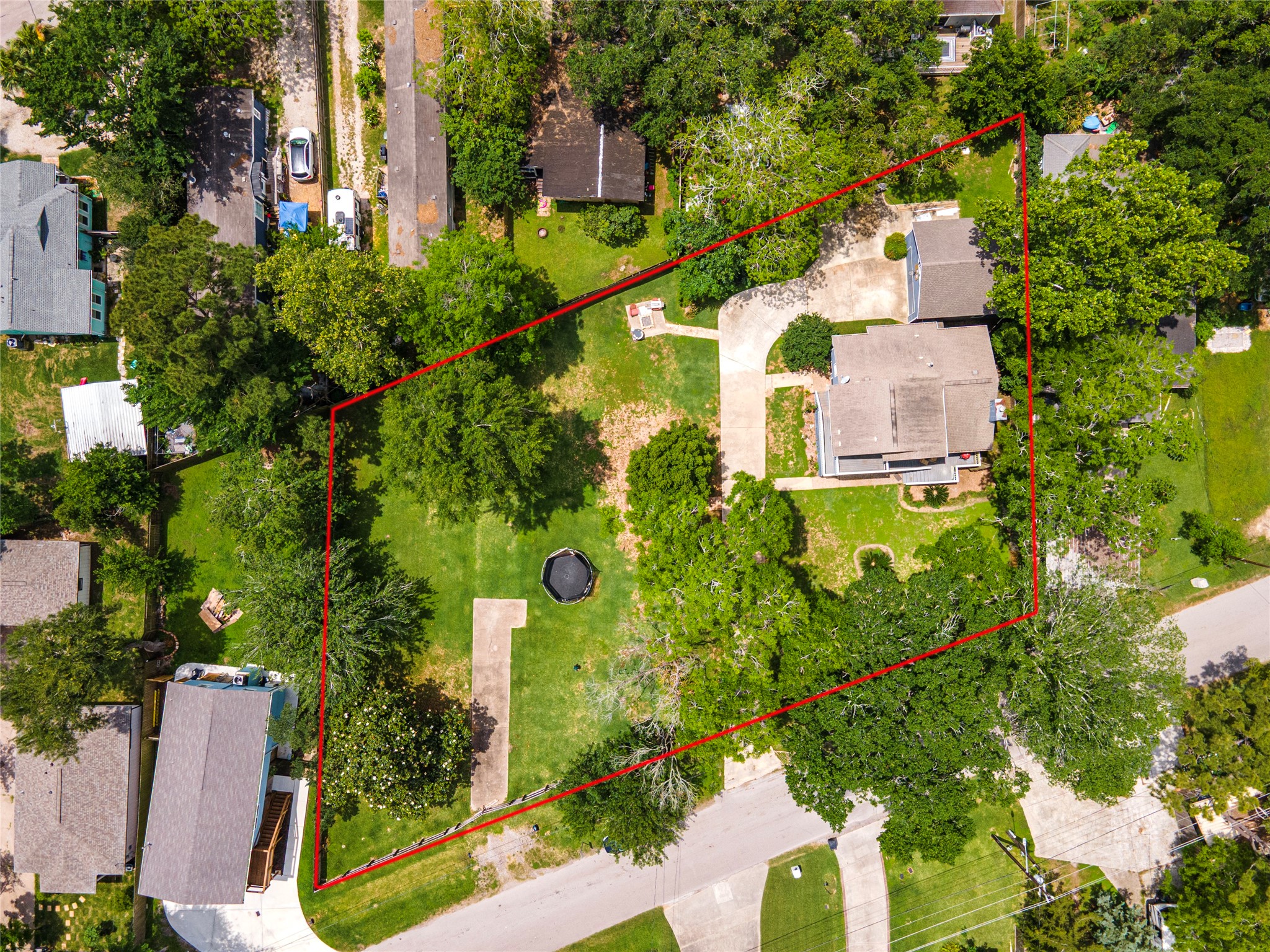 3726 Bayshore Drive, Bacliff, TX 77518