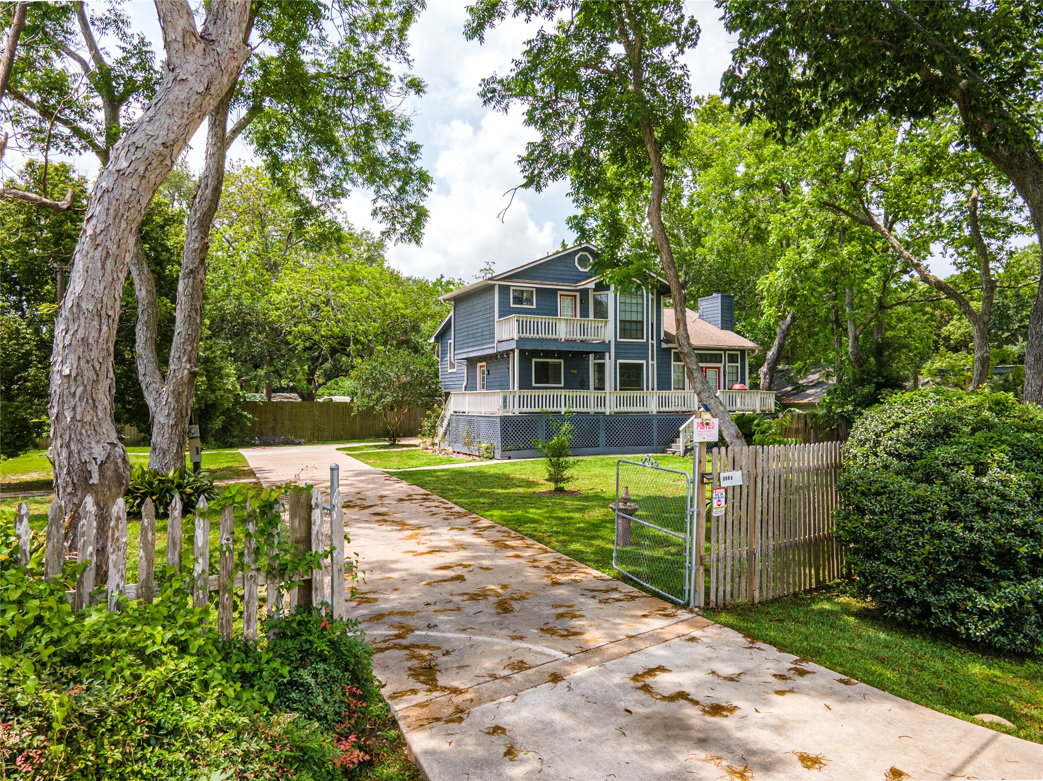 3726 Bayshore Drive, Bacliff, TX 77518 3726 Bayshore Drive, Bacliff, TX 77518