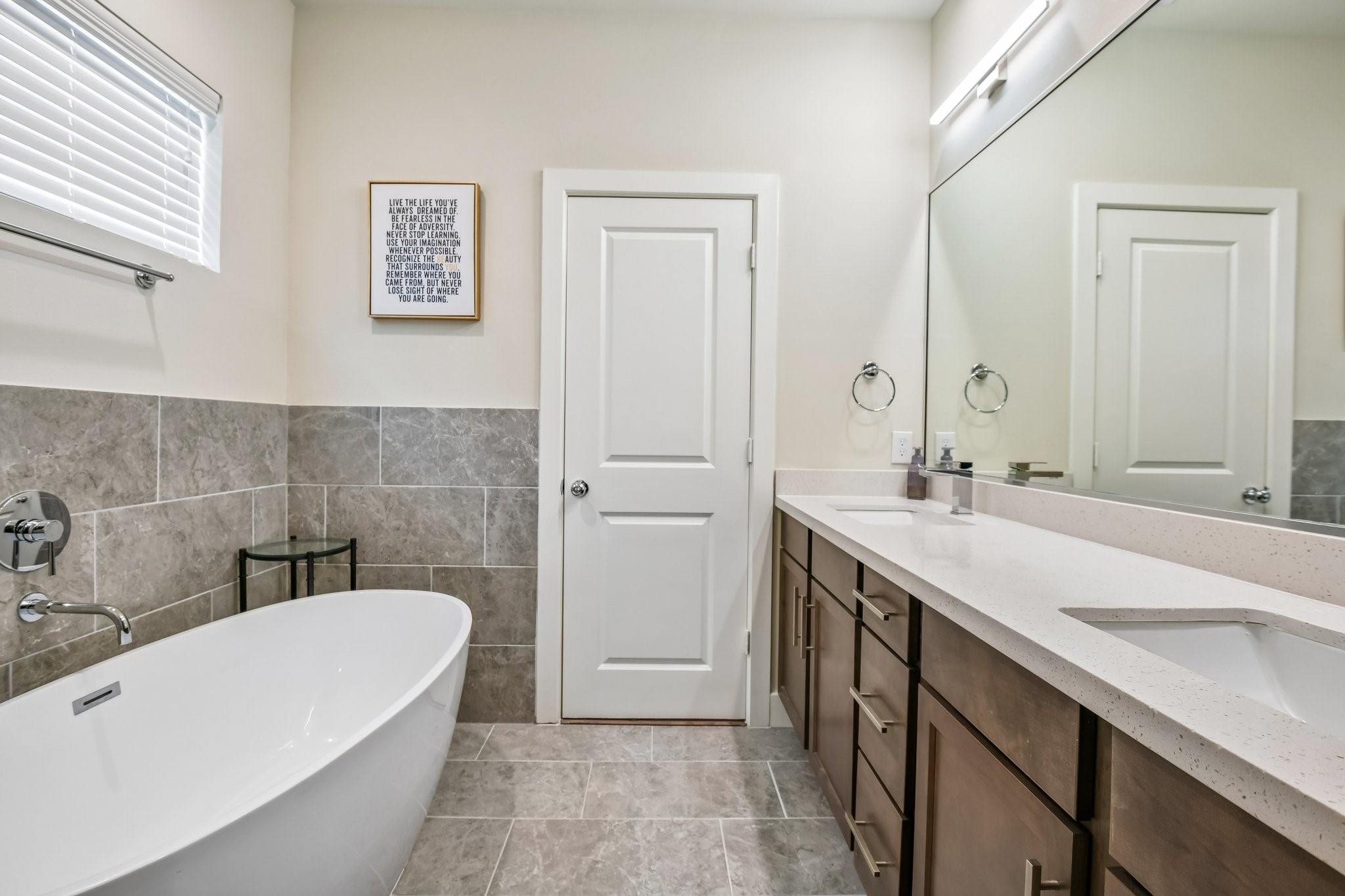 Beautiful primary en-suite