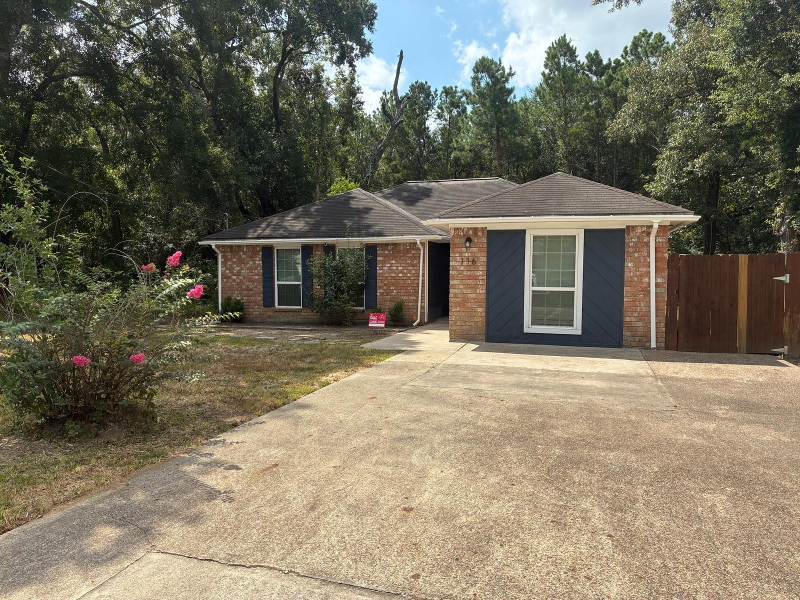 116 Oakmont Drive, Conroe, TX 77301 116 Oakmont Drive, Conroe, TX 77301