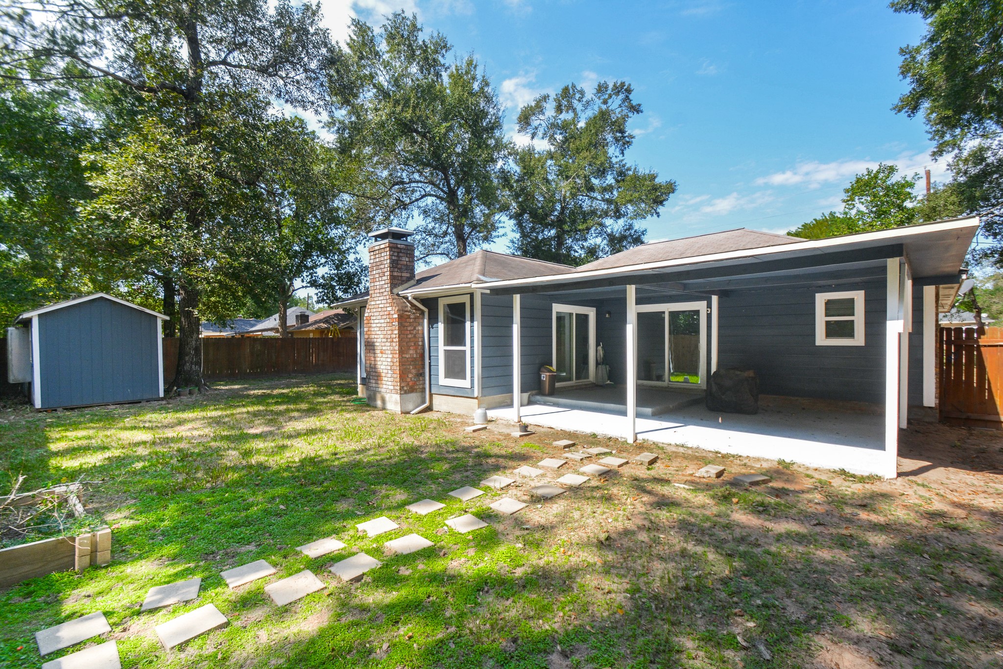 View of the back elevation with it's covered patio!