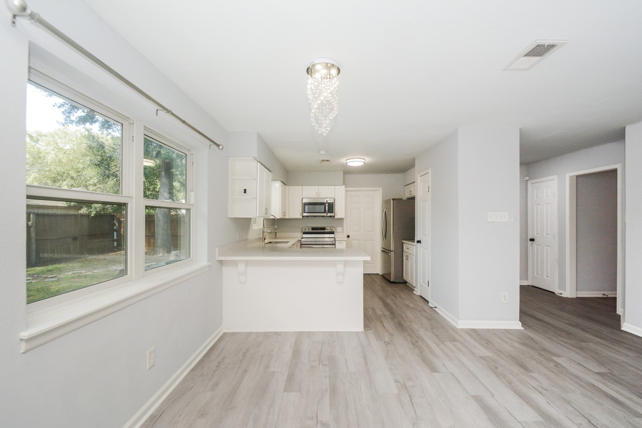 116 Oakmont Drive, Conroe, TX 77301 116 Oakmont Drive, Conroe, TX 77301
