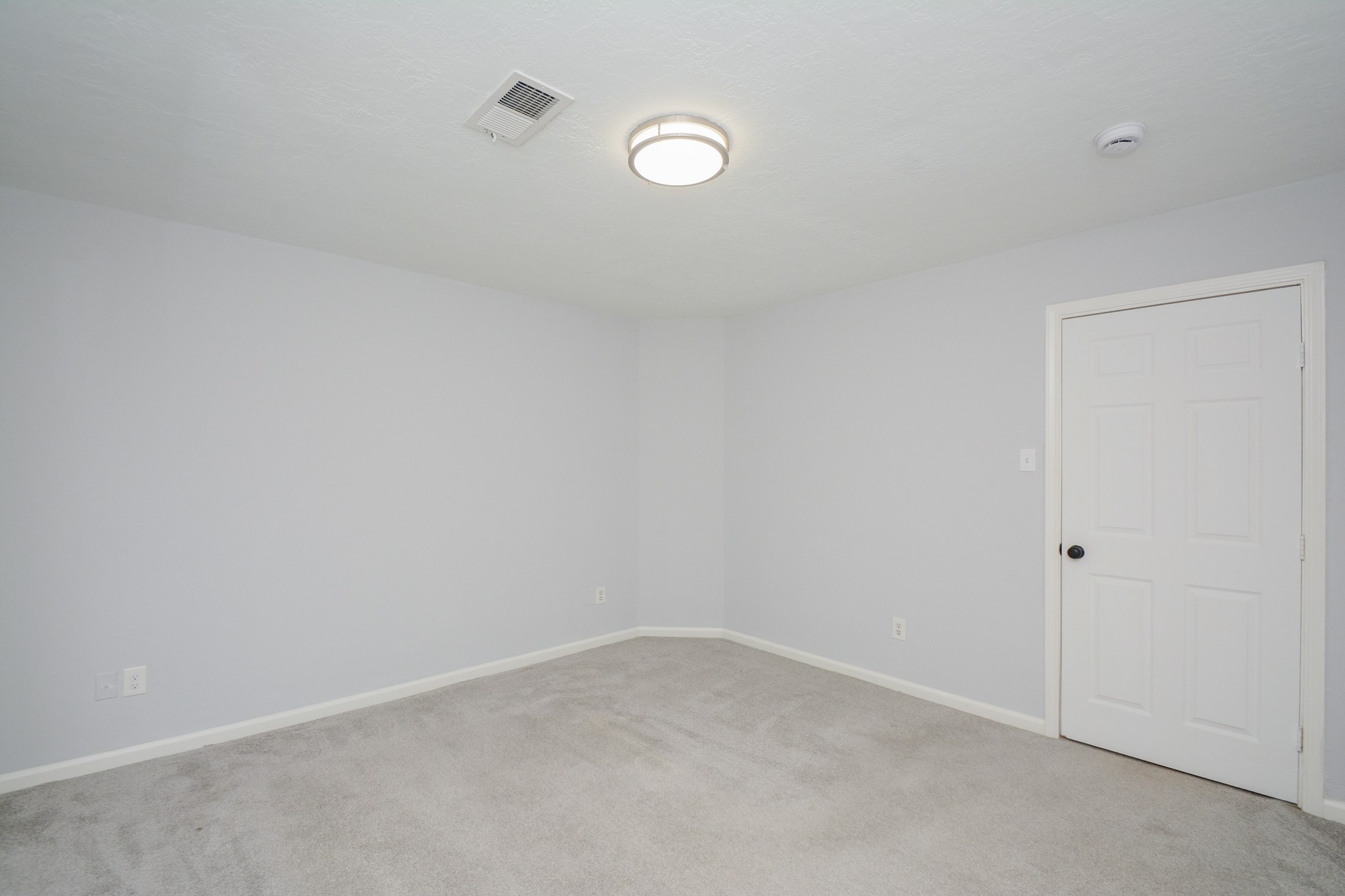 116 Oakmont Drive, Conroe, TX 77301