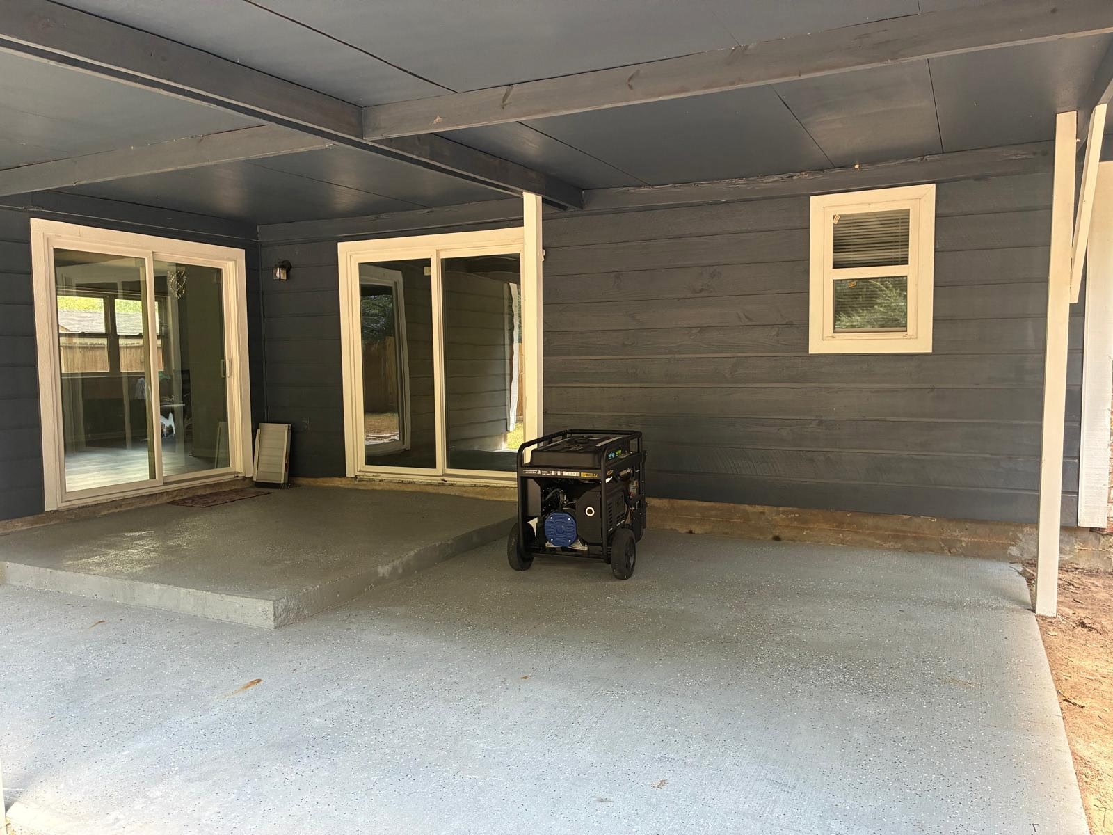 Generator stays with the property!