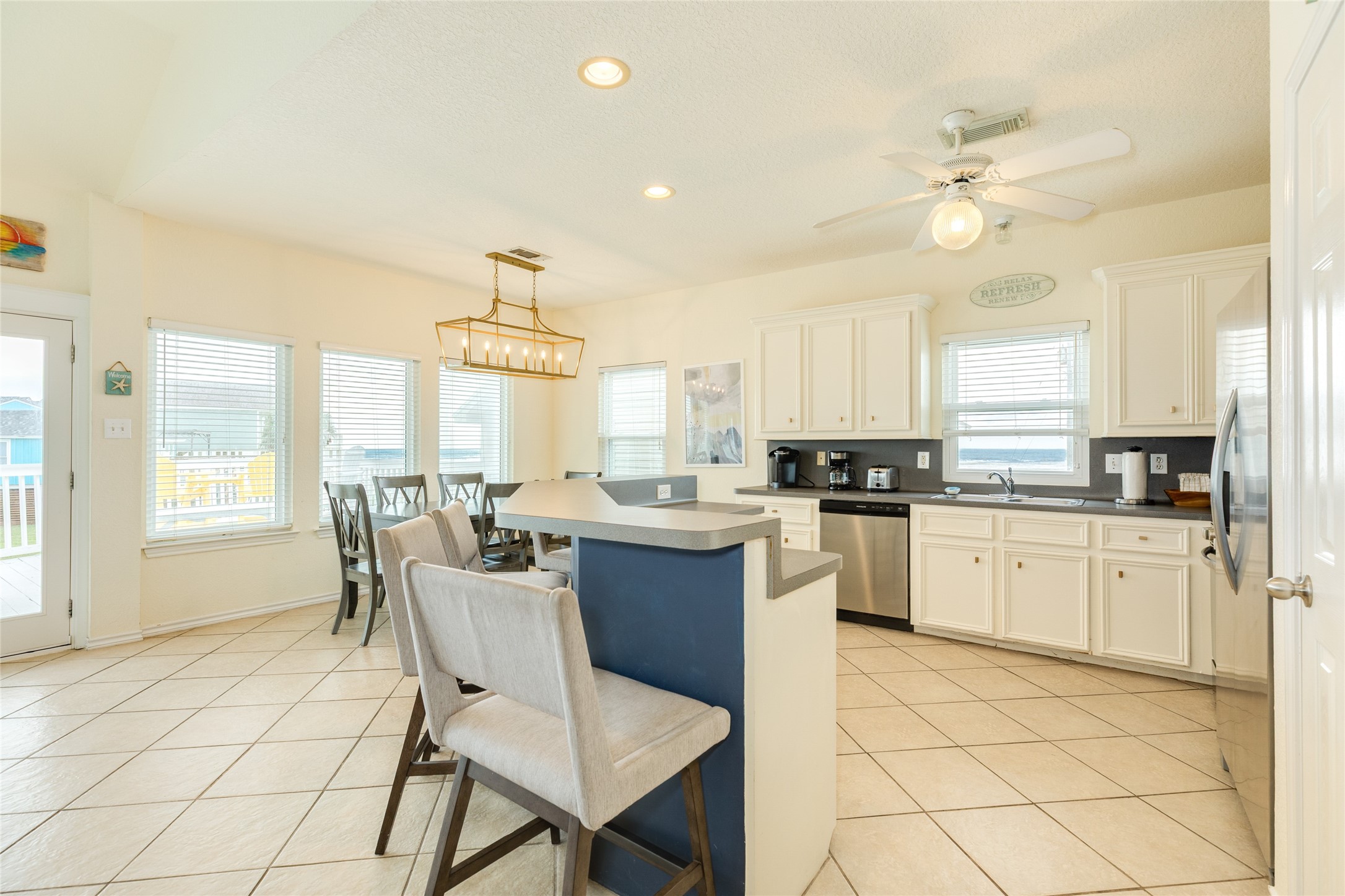 4409 Tampico Way, Galveston, TX 77554