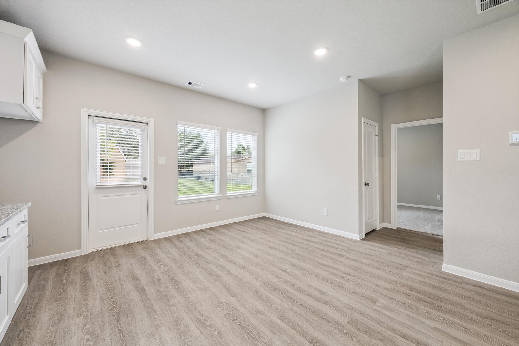 2022 Kansas Street, La Marque, TX 77568 2022 Kansas Street, La Marque, TX 77568