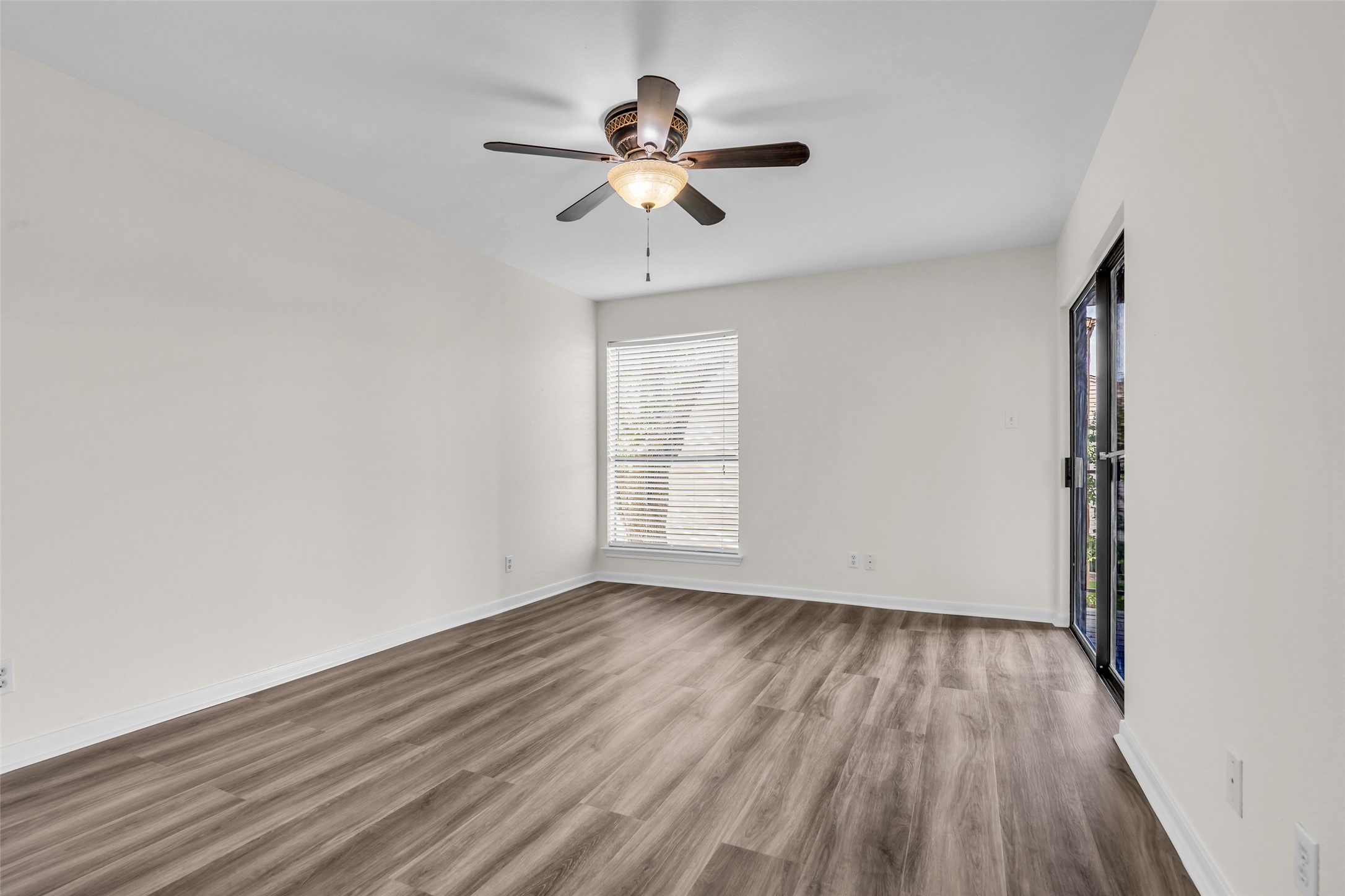 201D Lakeview Terrace, Conroe, TX 77356