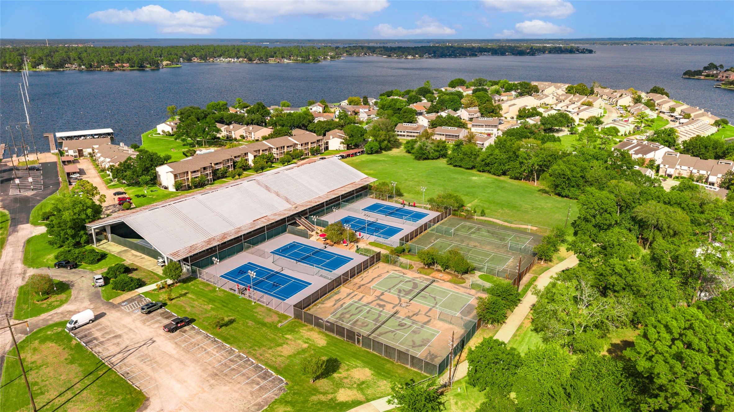 201D Lakeview Terrace, Conroe, TX 77356 201D Lakeview Terrace, Conroe, TX 77356