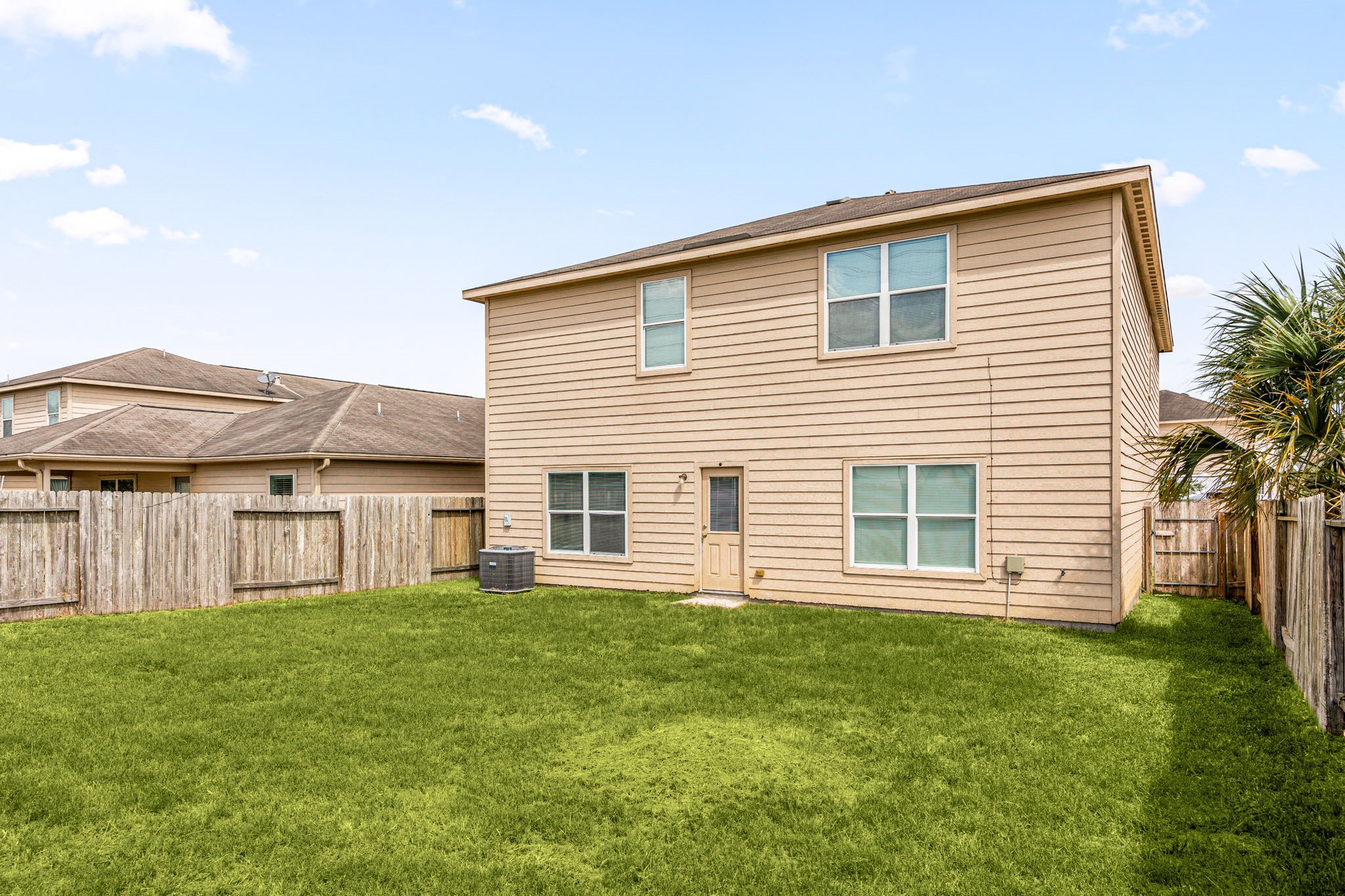 17247 Osprey Forest Drive, Hockley, TX 77447