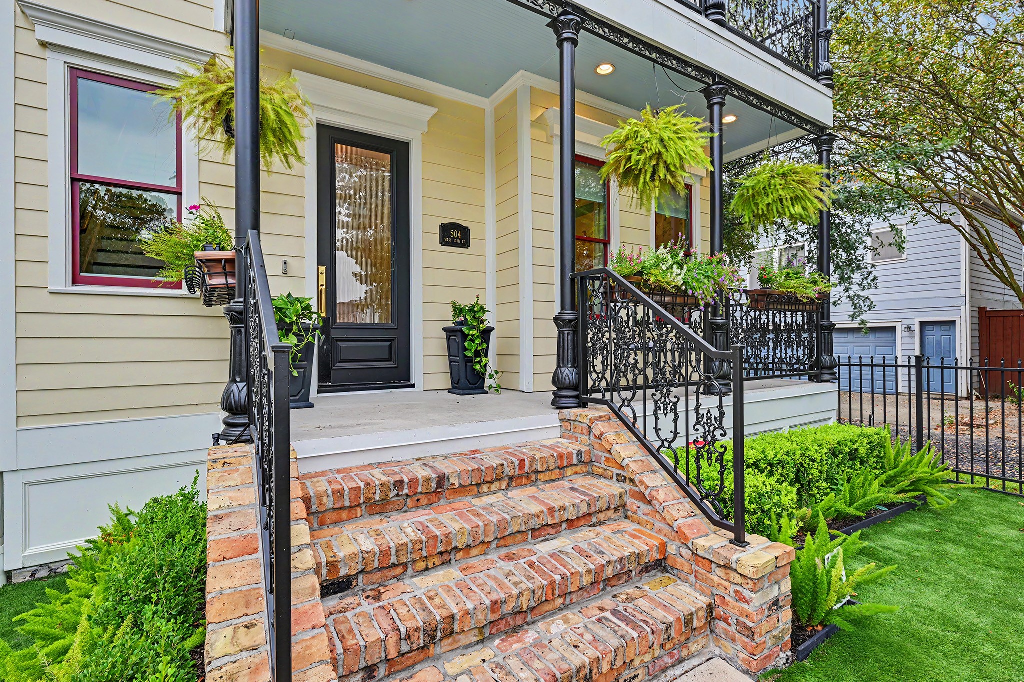 One last look at 504 W. 10th StreetMAKE YOUR APPOINTMENT TODAY!