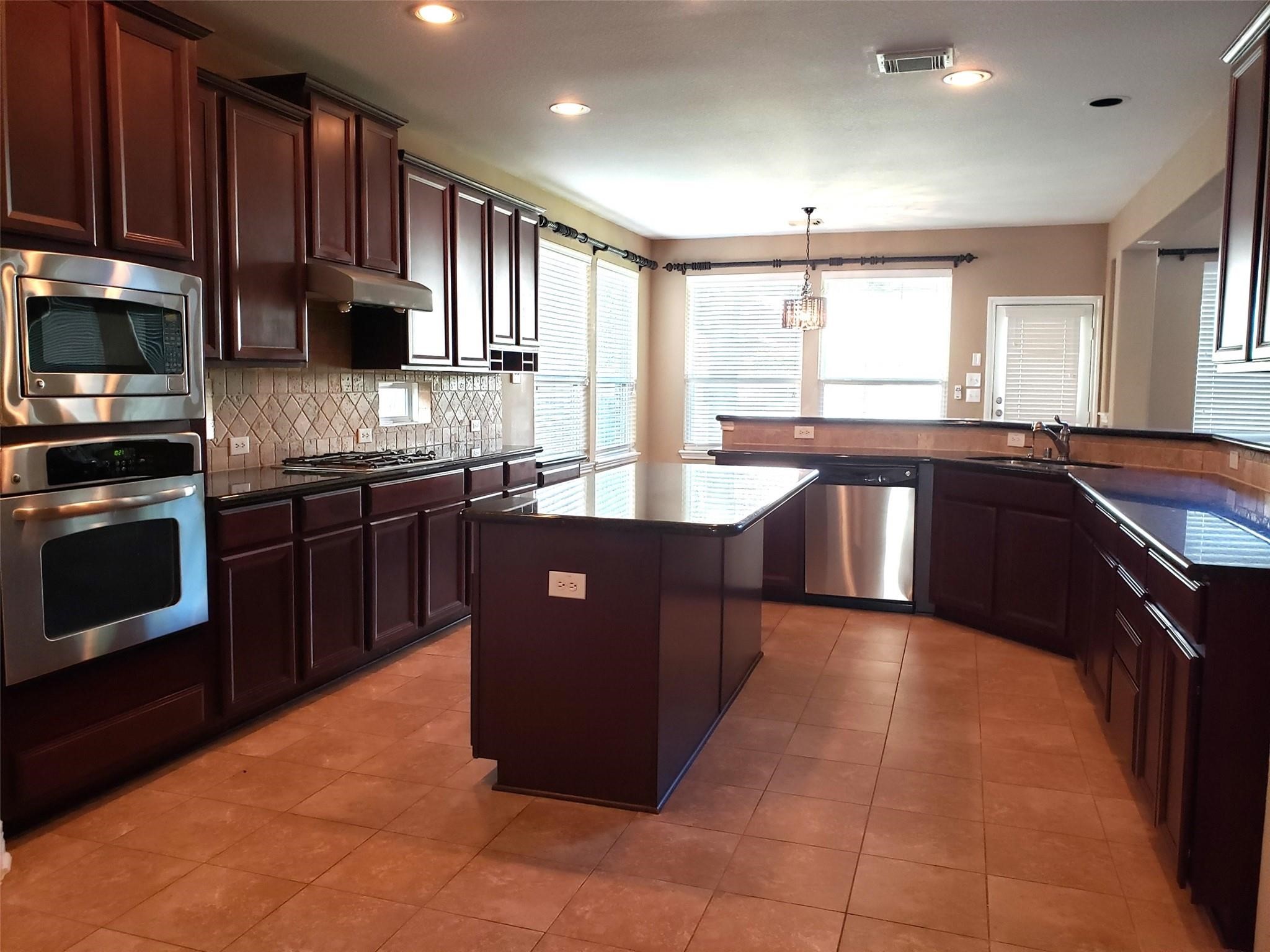 3607 Cat Springs Lane, Missouri City, TX 77459