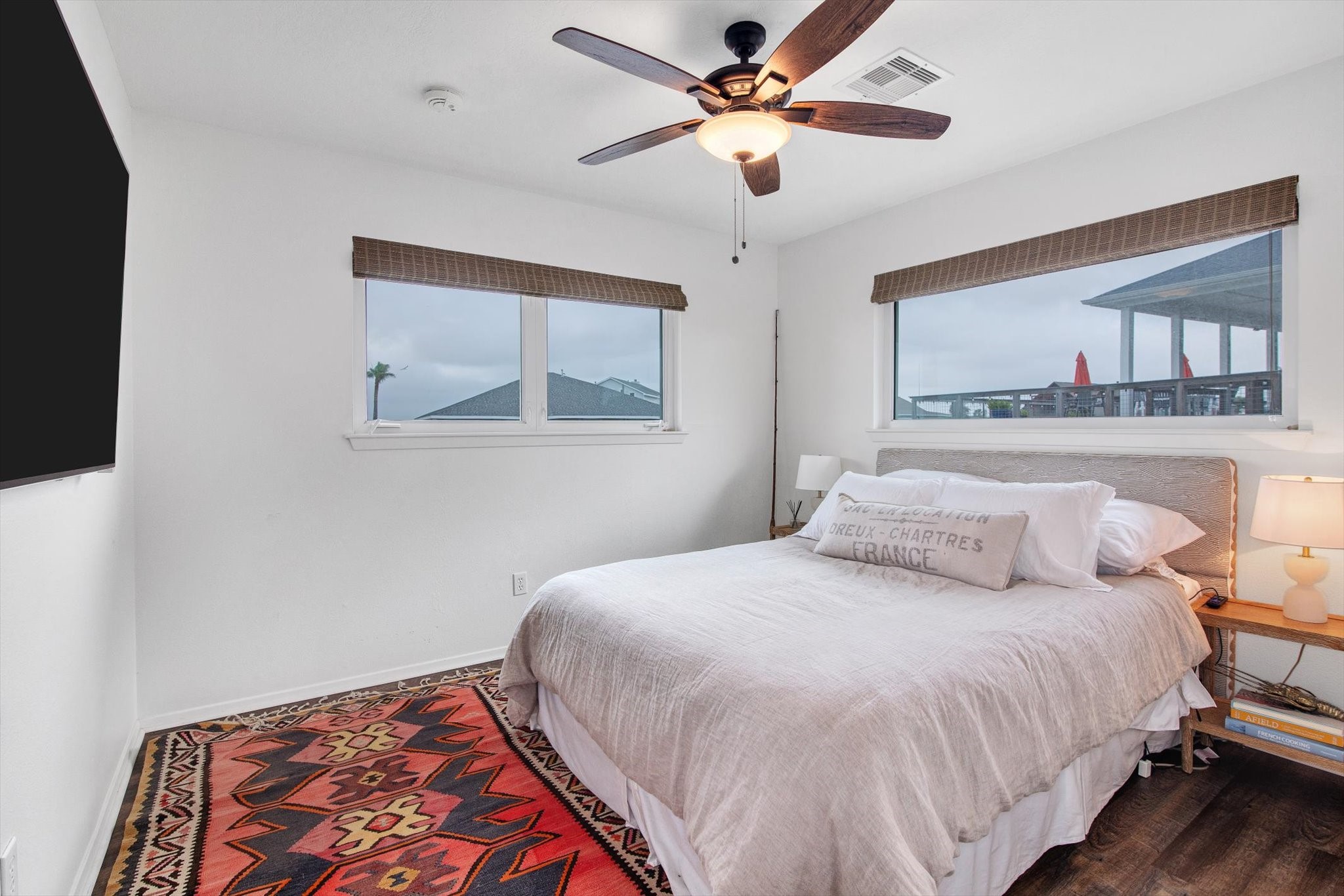 354 Ling Street, Bayou Vista, TX 77563