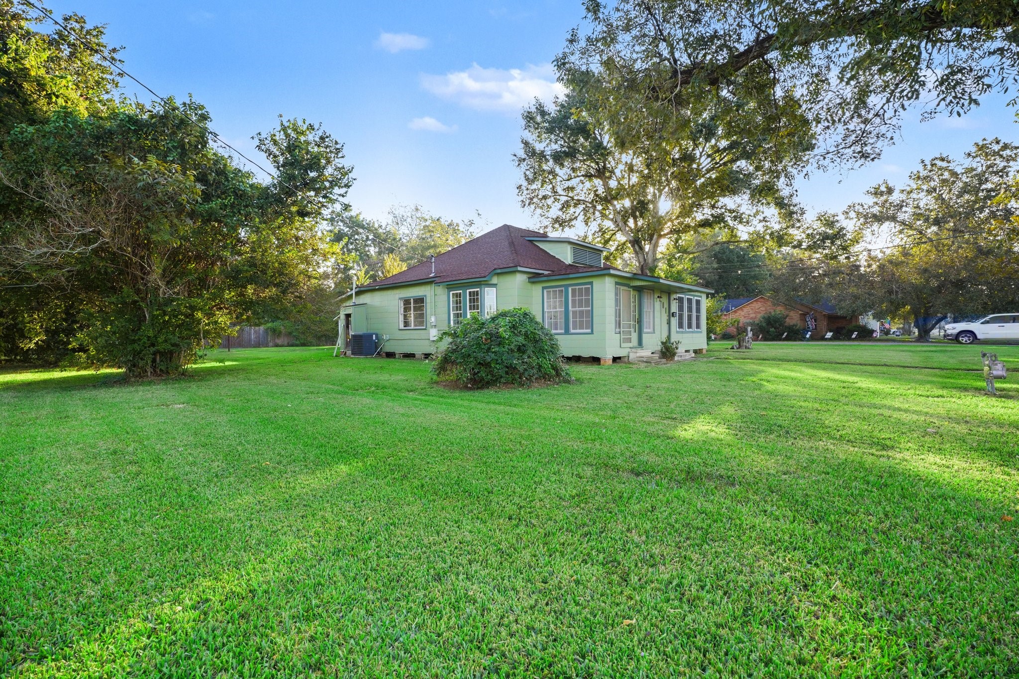 Never run out of yard space for your family here