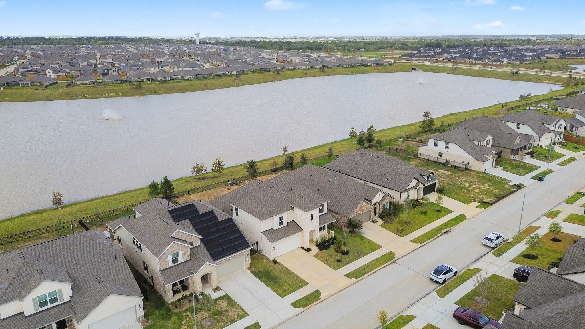 5823 Westwood Shore Drive, Katy, TX 77493