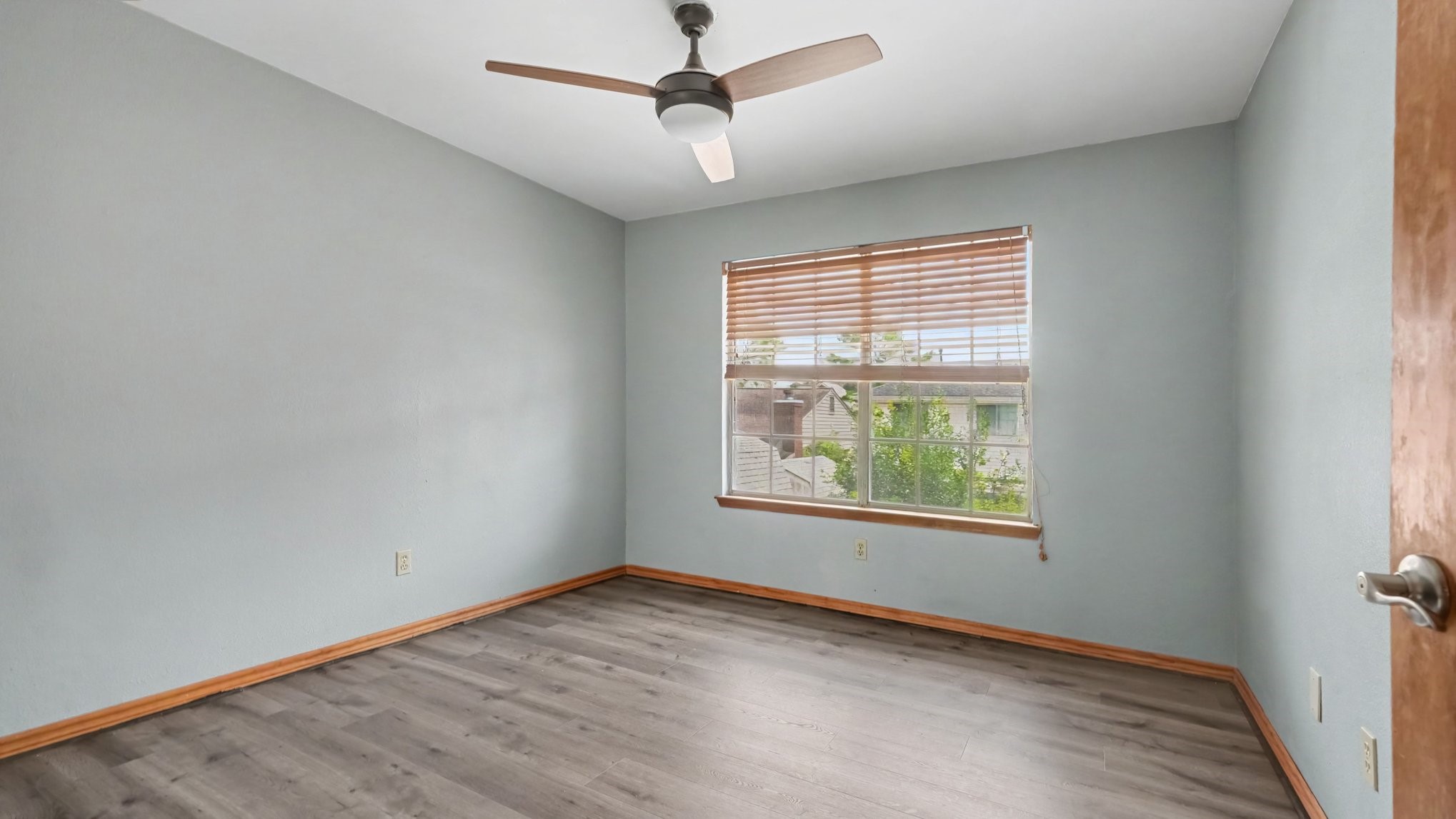 2424 Rue De Lafitte Drive, San Leon, TX 77539