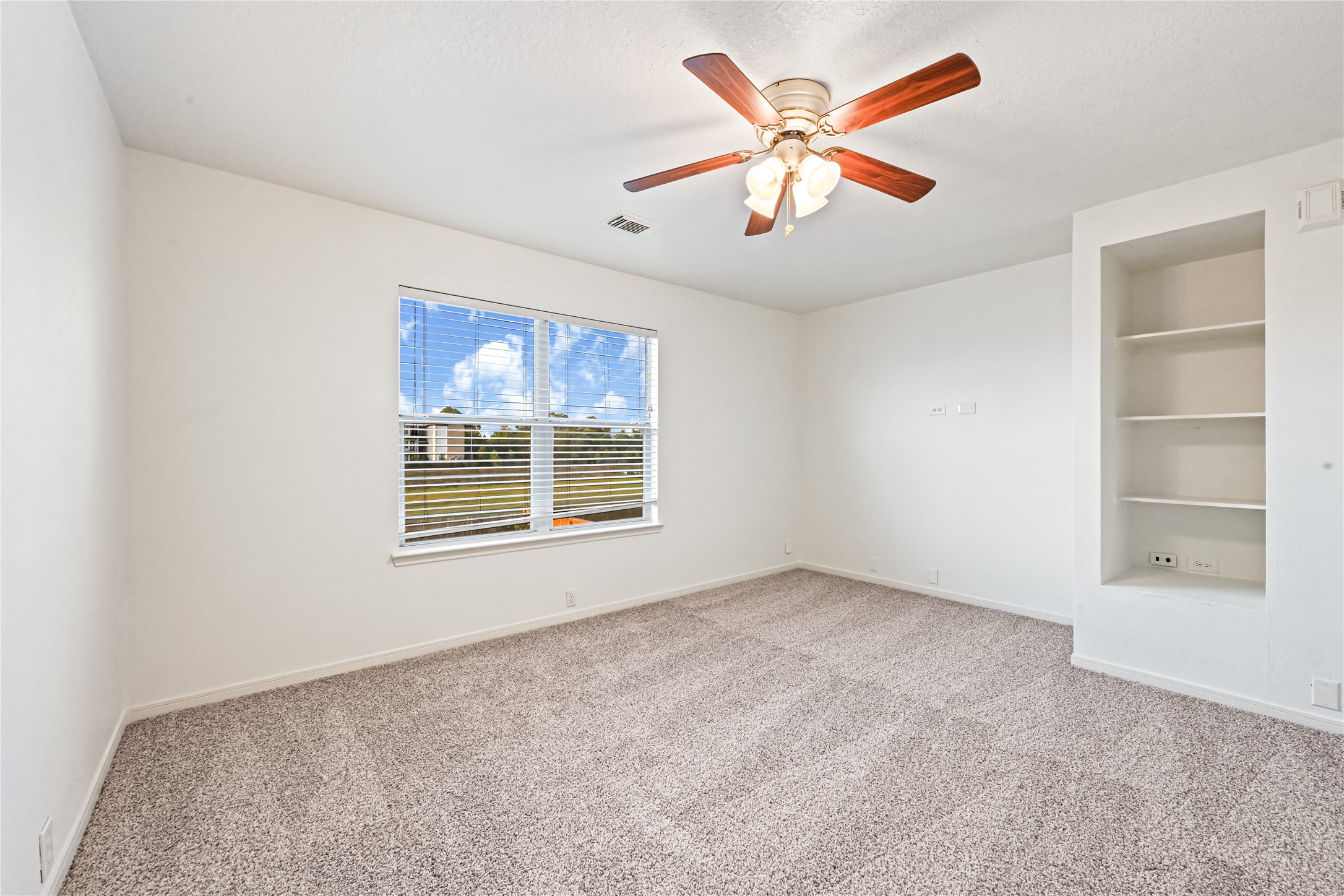 707 Cypresswood Ridge, Spring, TX 77373