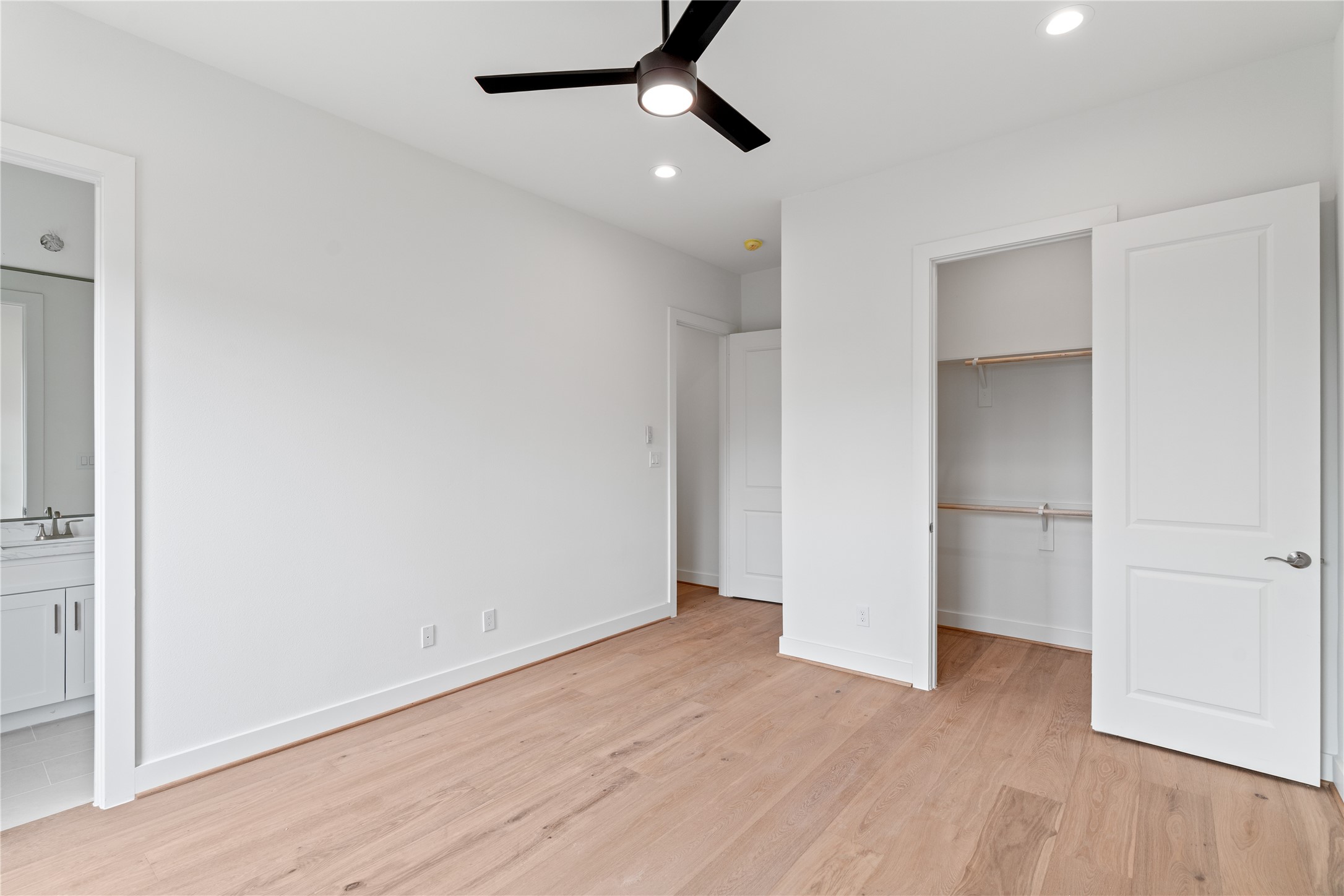 1602 Sedola Lane, Houston, TX 77055