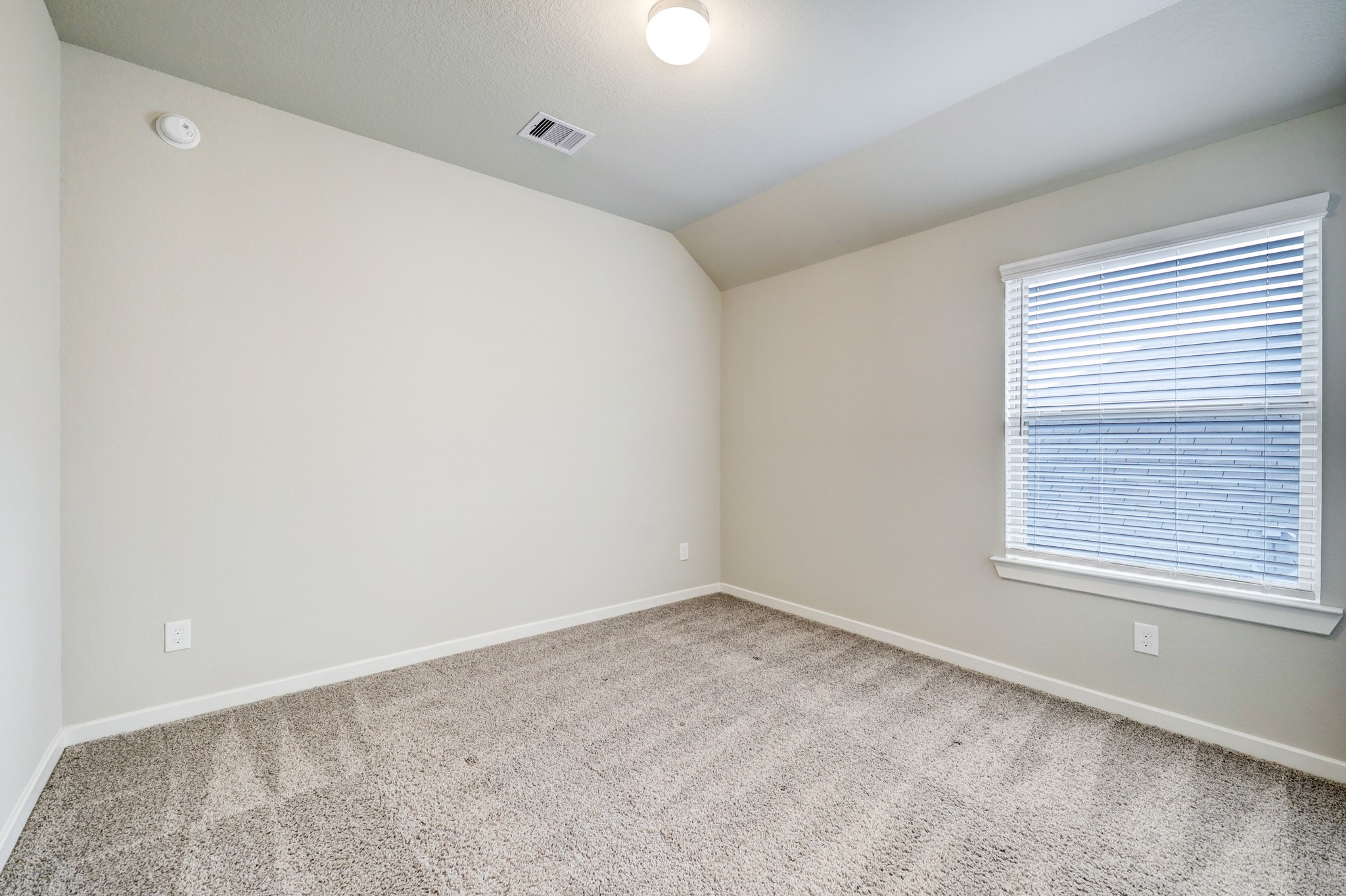 29821 Dovetail Bluff Lane, Spring, TX 77386