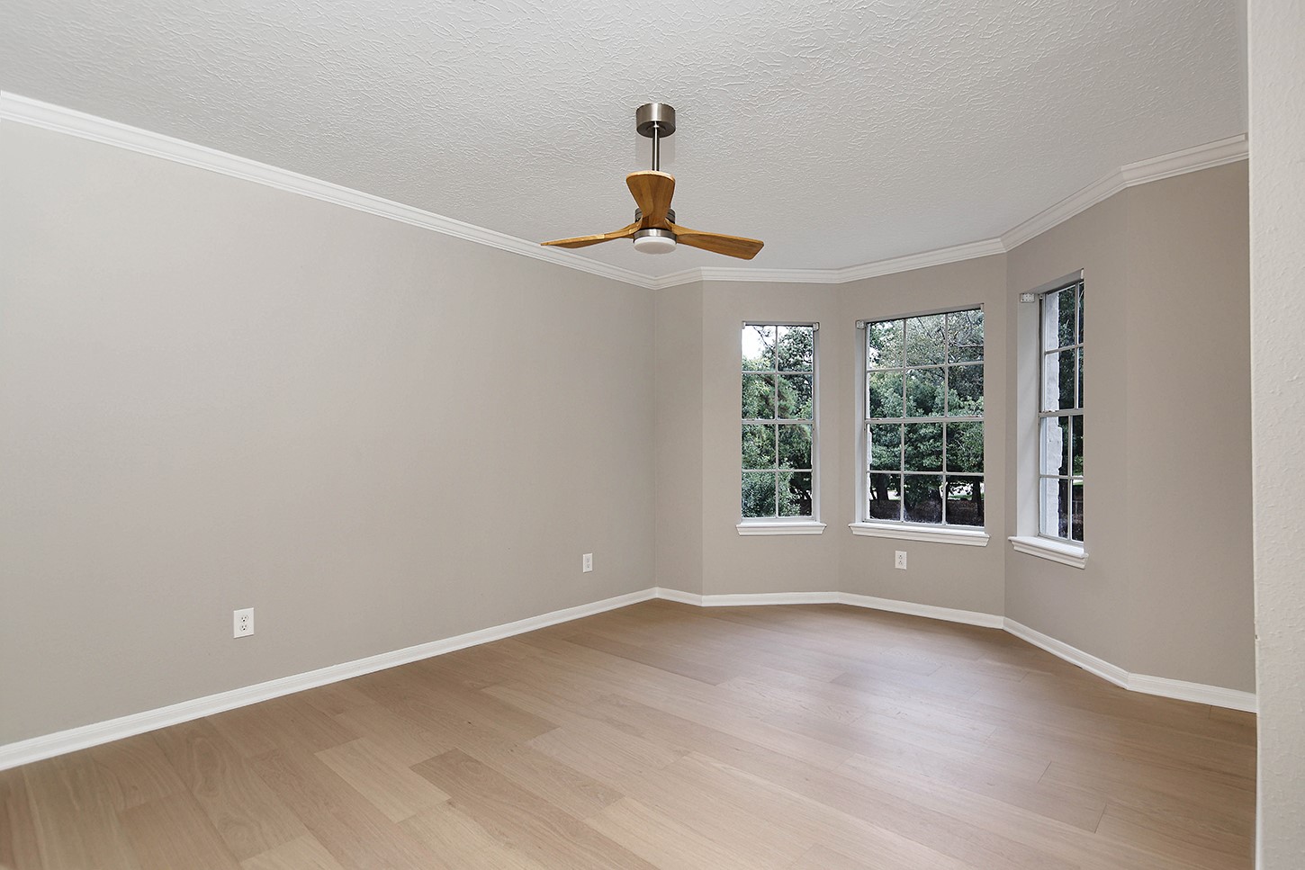 6 Misty Point, The Woodlands, TX 77380