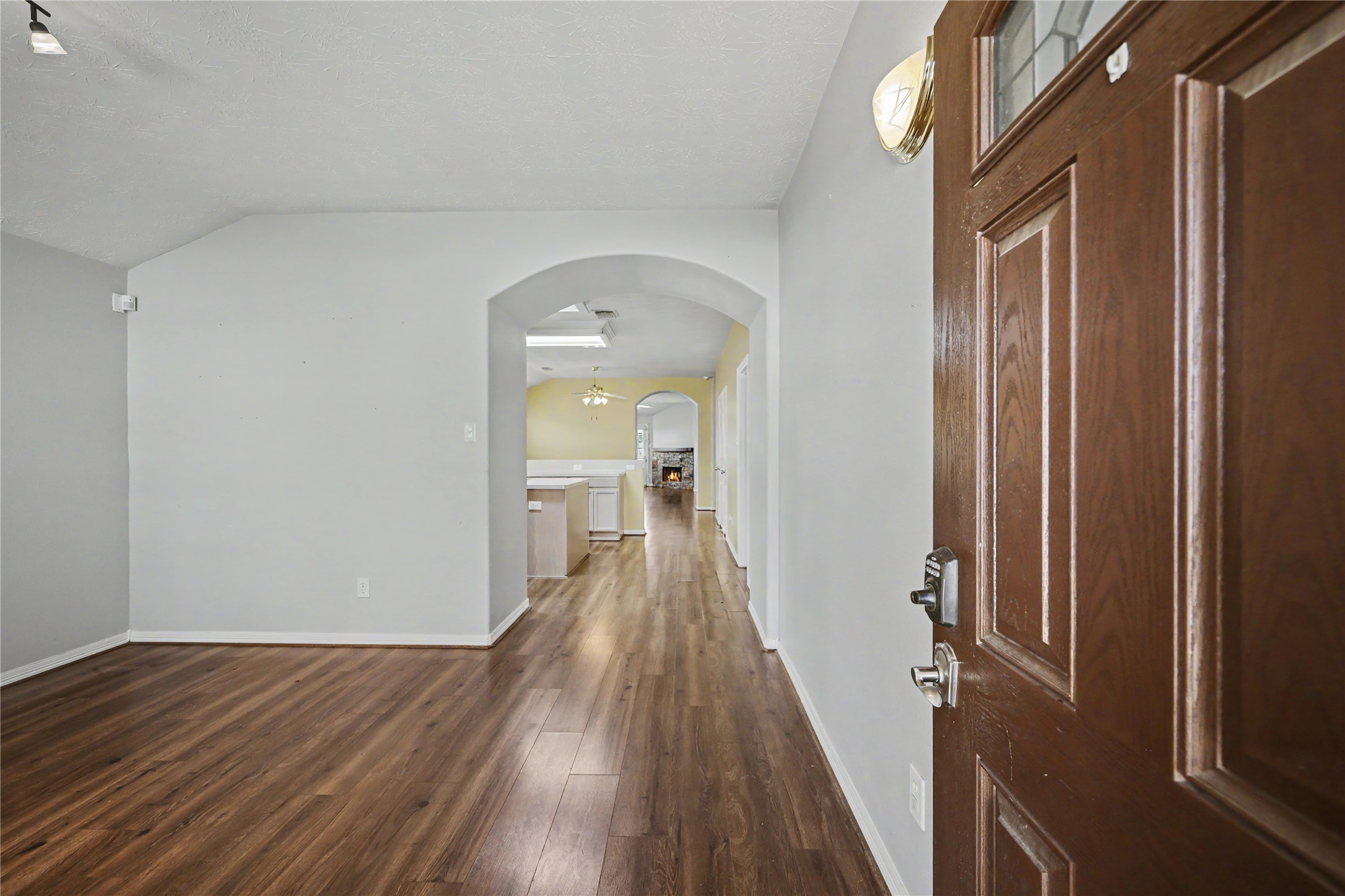 Entry with formal dining room/flex room