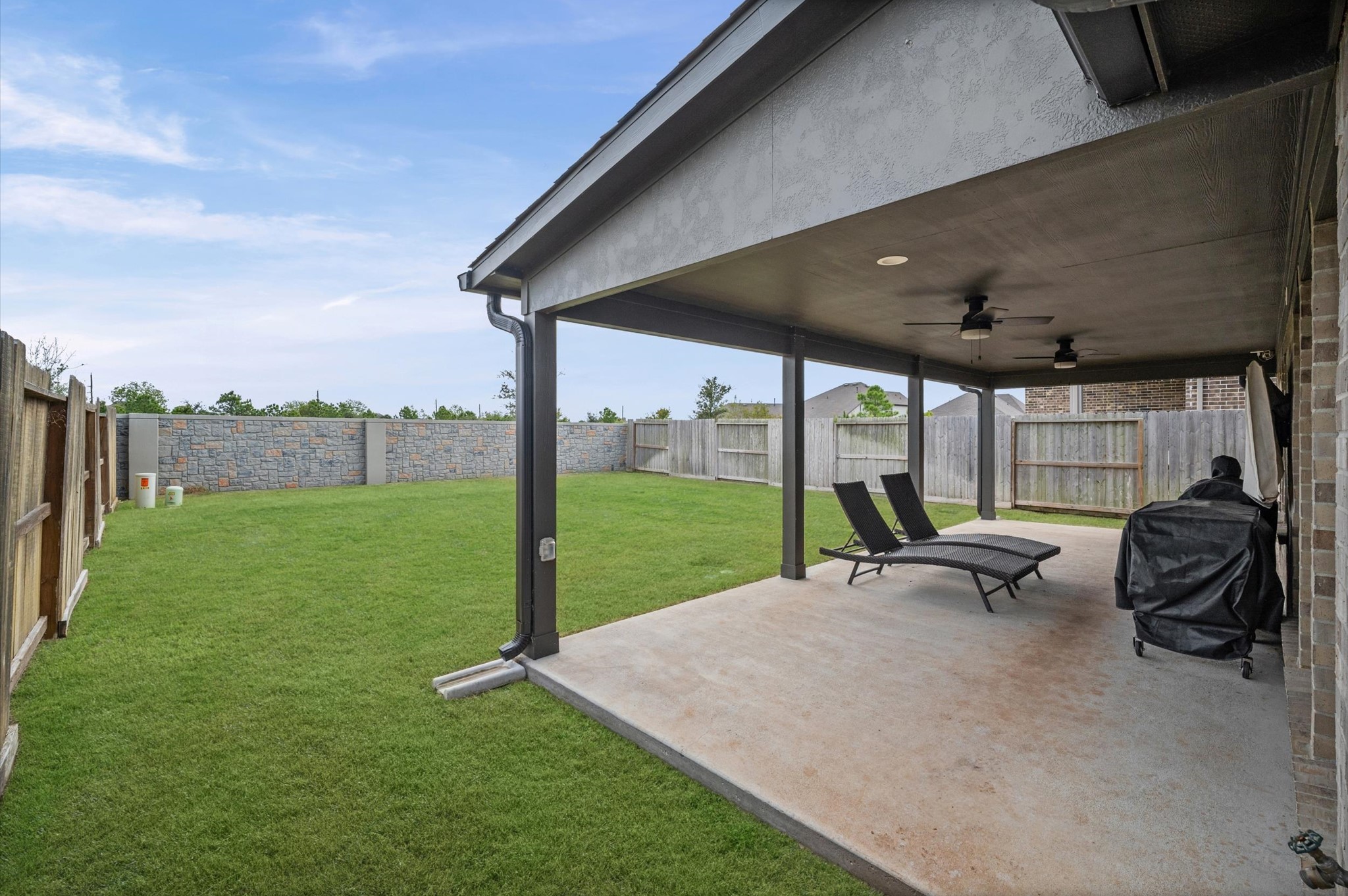 2419 Rosemary Sage Drive, Fulshear, TX 77423