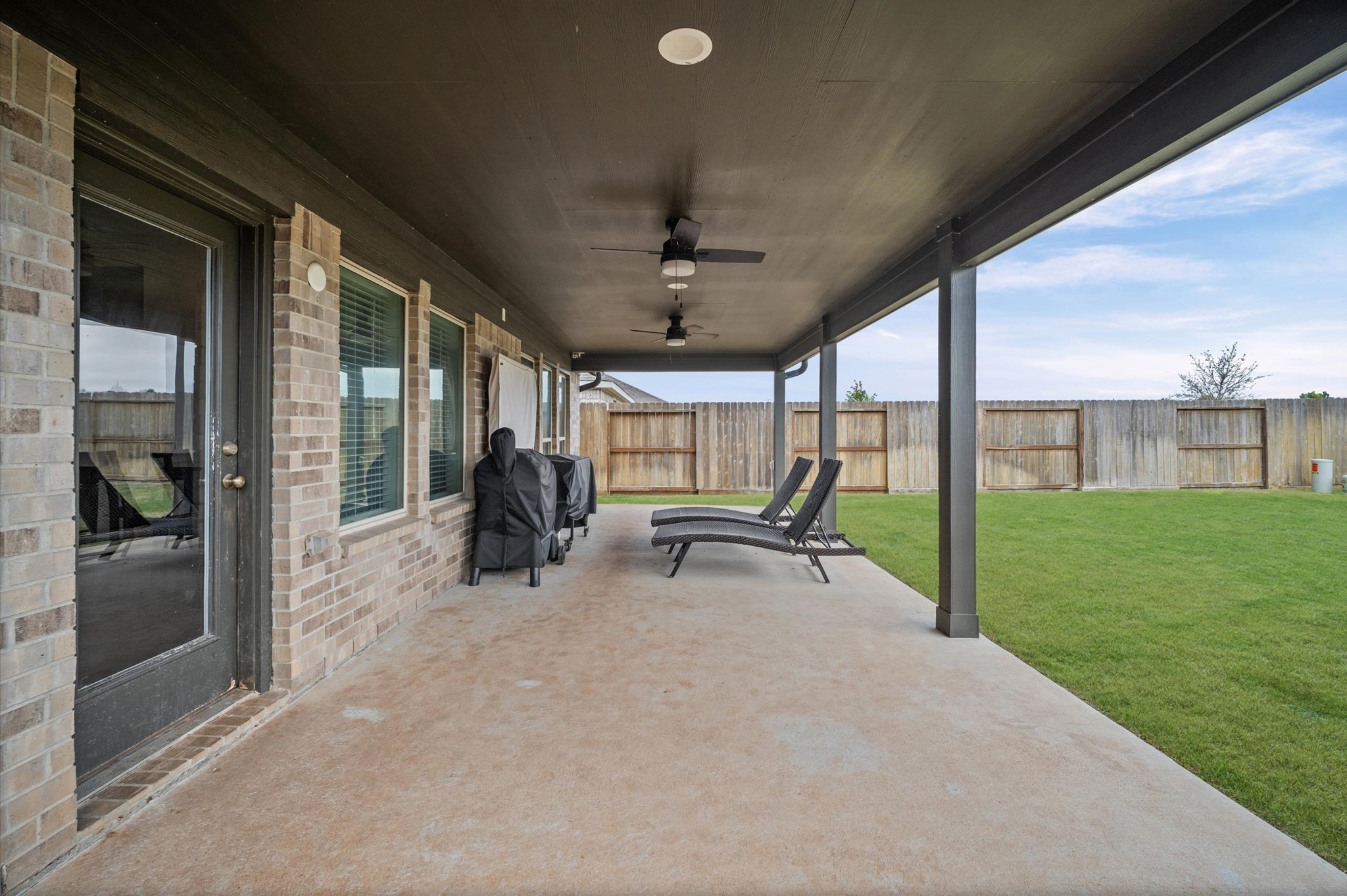 2419 Rosemary Sage Drive, Fulshear, TX 77423