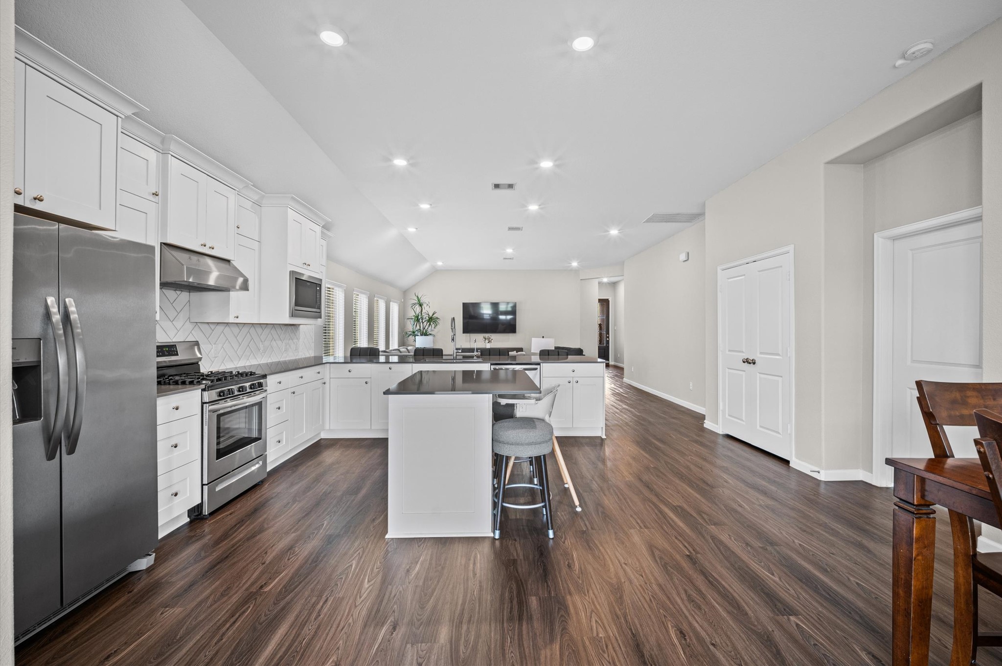 2419 Rosemary Sage Drive, Fulshear, TX 77423