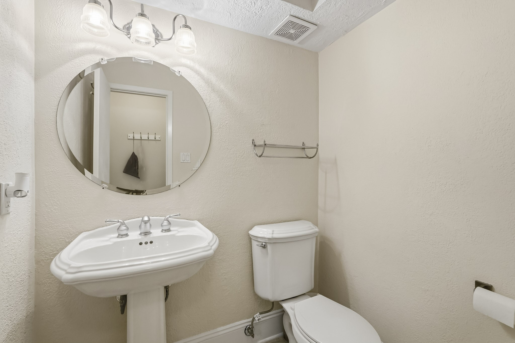 20211 Sunny Shores Drive, Humble, TX 77346