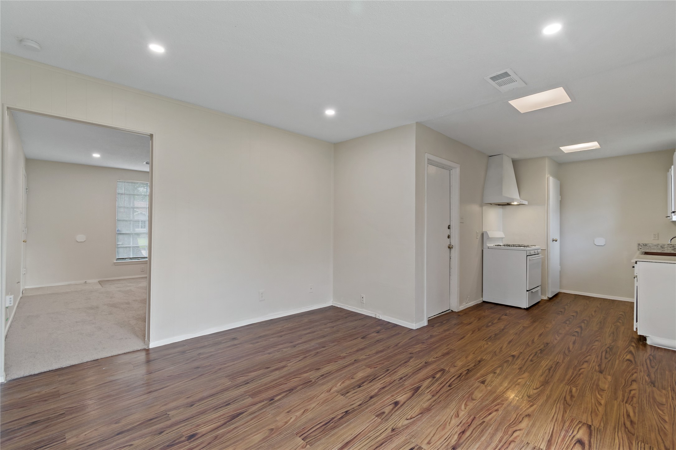 14515 Essendine Lane, Houston, TX 77045