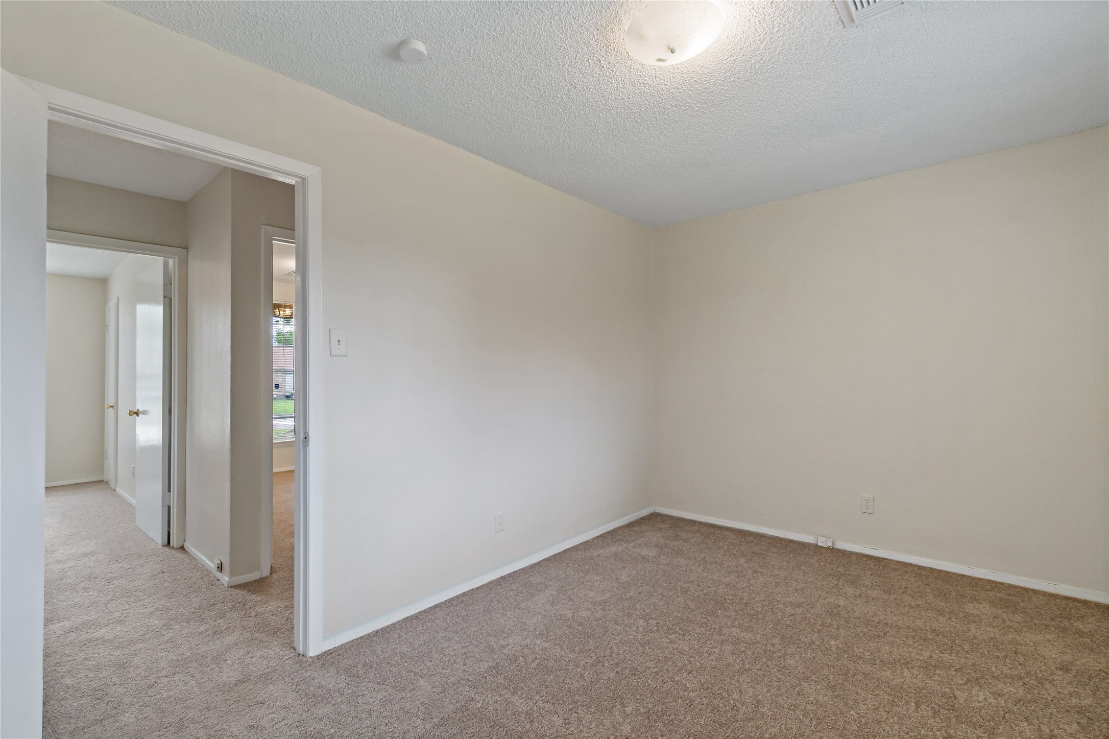 14515 Essendine Lane, Houston, TX 77045