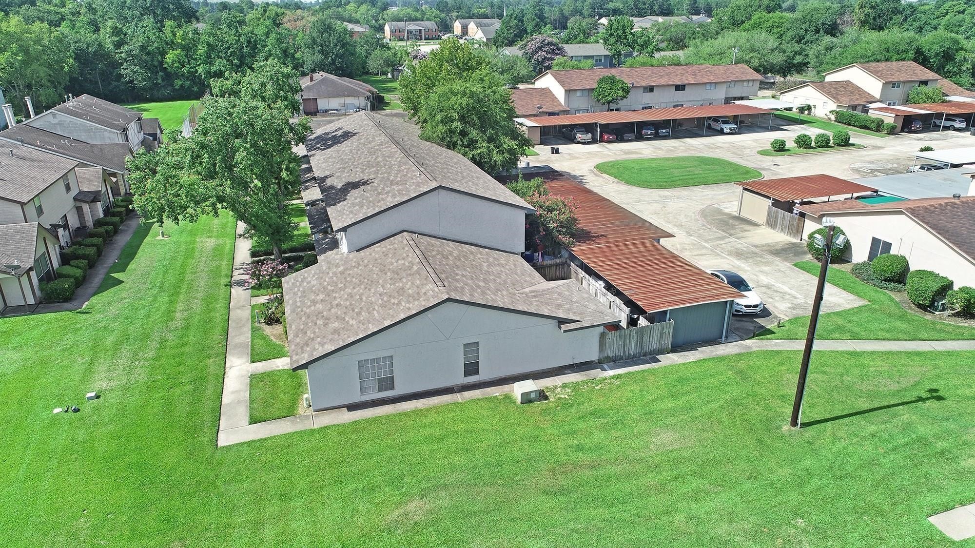 1833 Country Village Boulevard, Humble, TX 77338