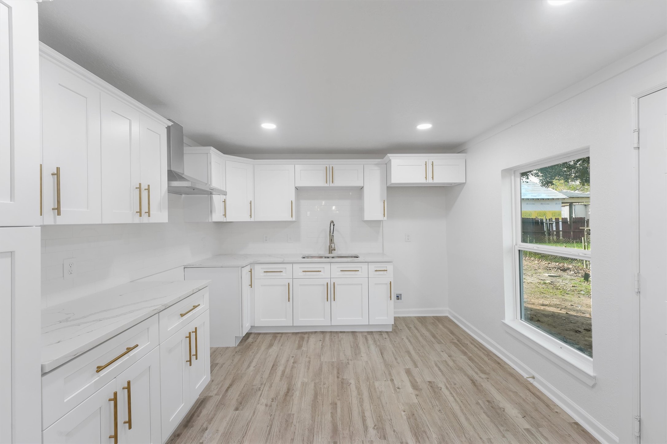 1509 Stanton Drive, Alvin, TX 77511