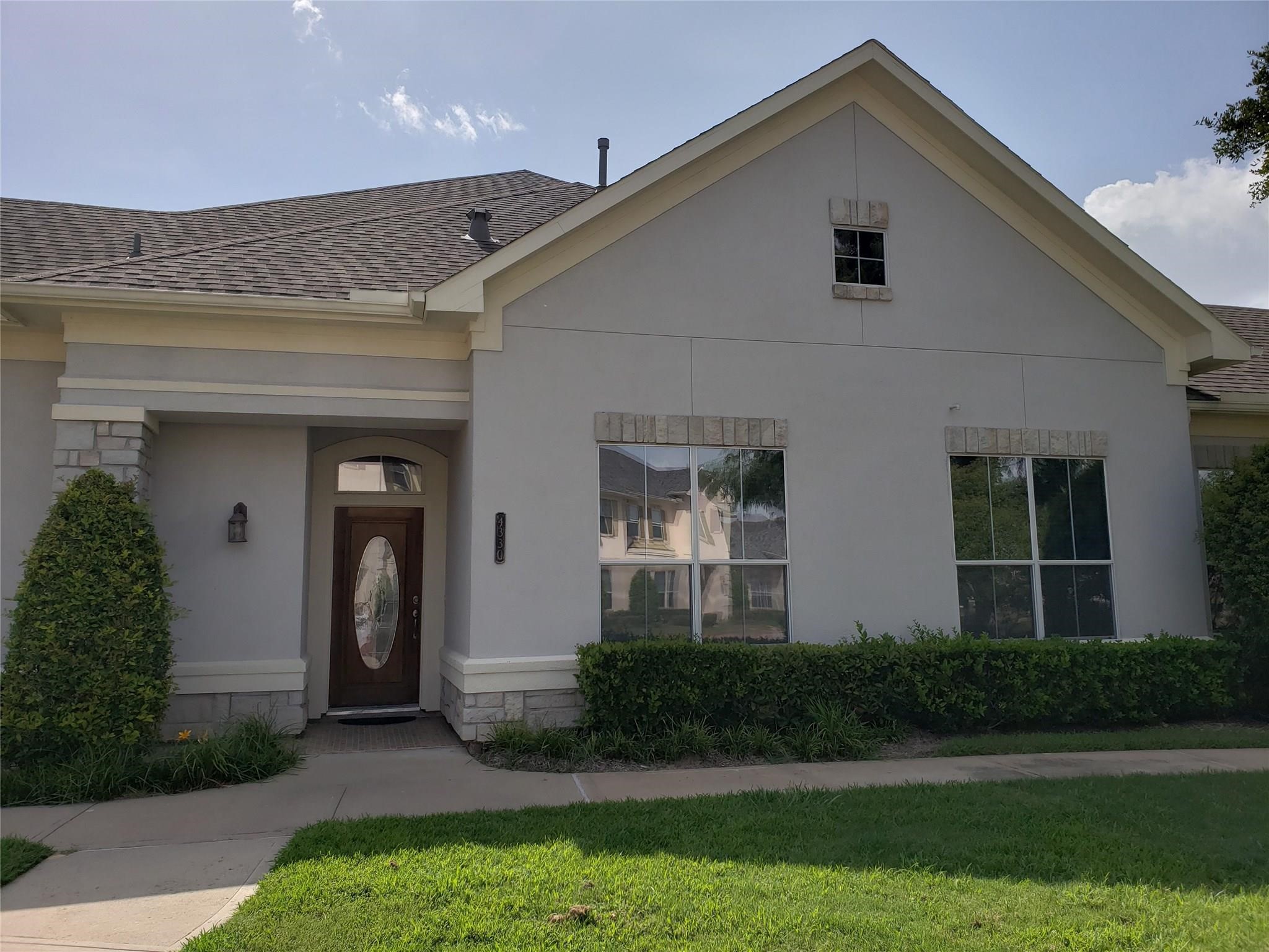 4330 Lake Run Drive, Sugar Land, TX 77459 4330 Lake Run Drive, Sugar Land, TX 77459