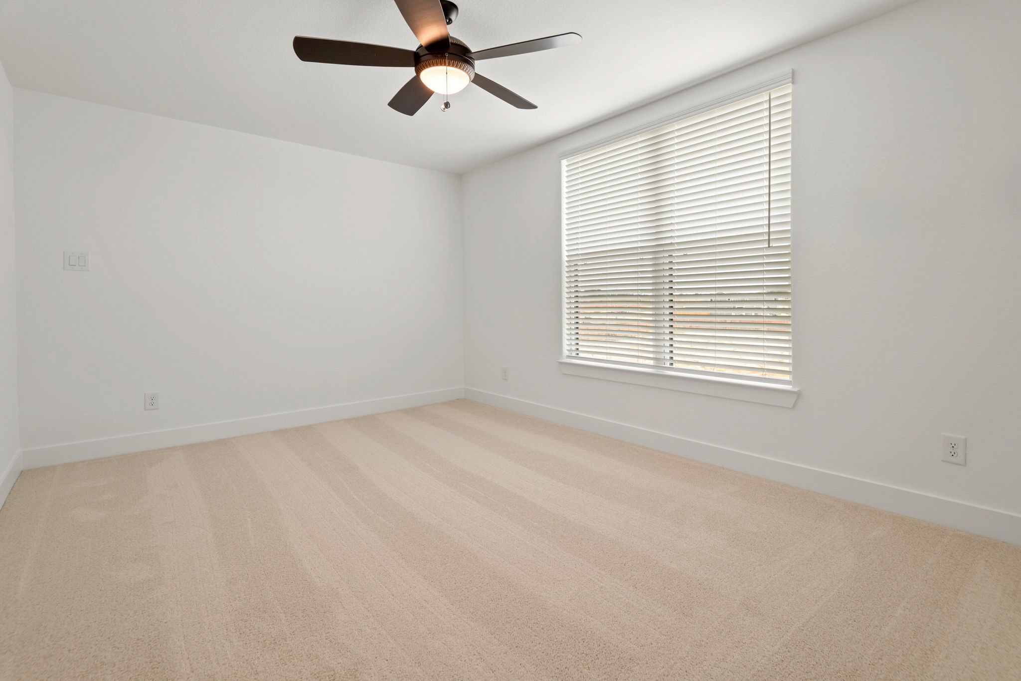 5608 Marigold Mile Drive, Magnolia, TX 77354
