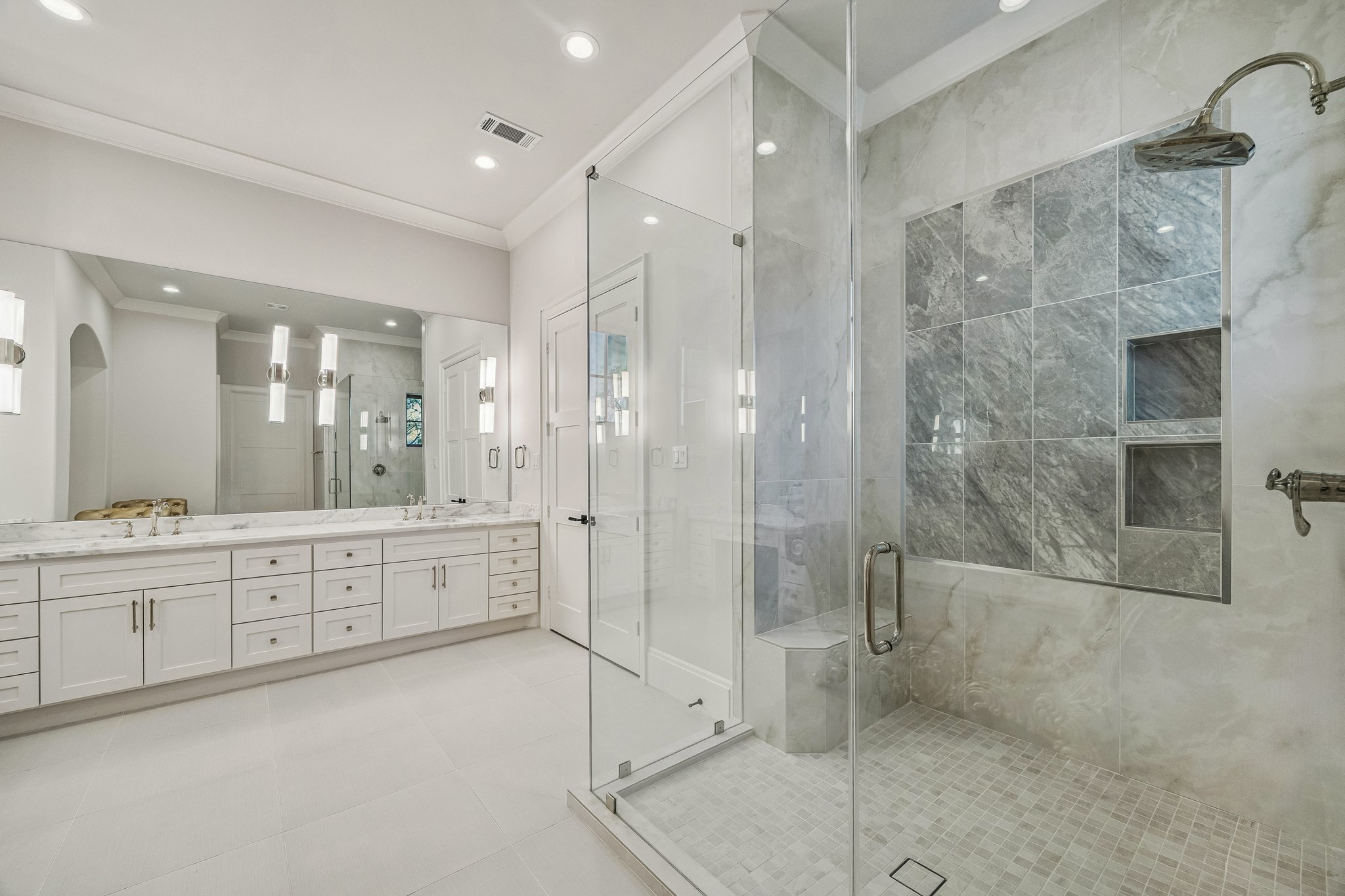 10 Castle Terrace Lane, Richmond, TX 77469