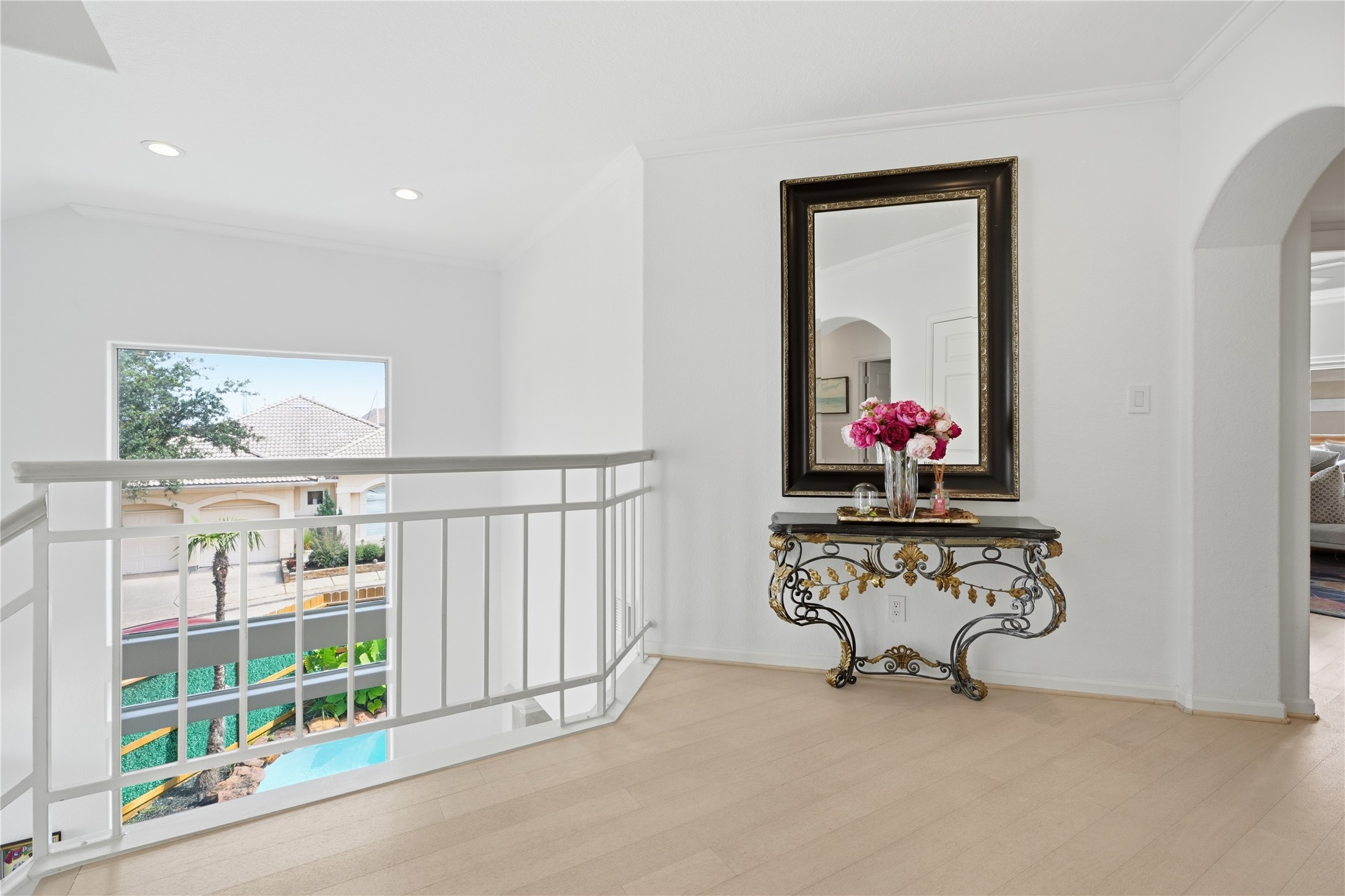 320 Harborside Circle, Kemah, TX 77565