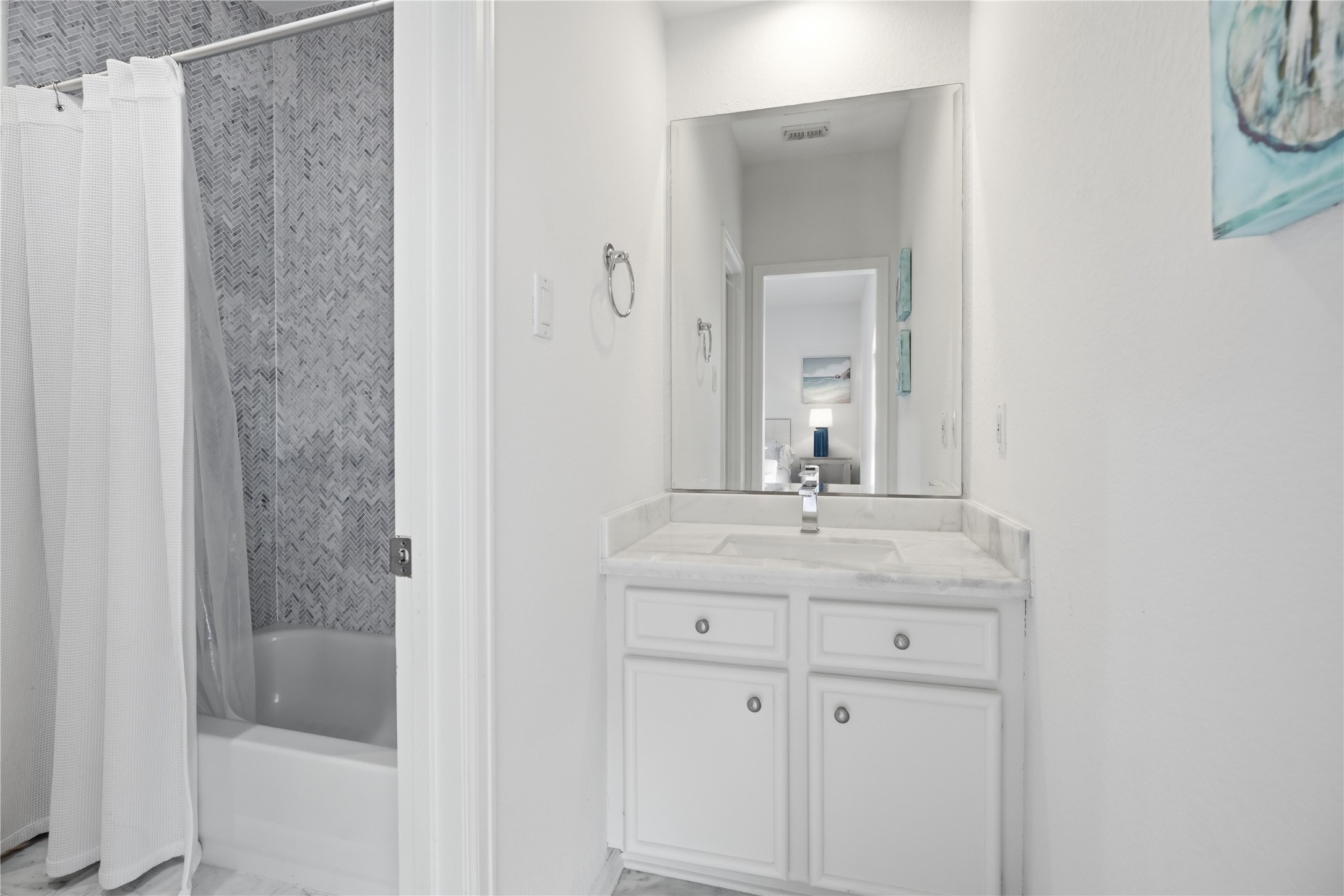 320 Harborside Circle, Kemah, TX 77565