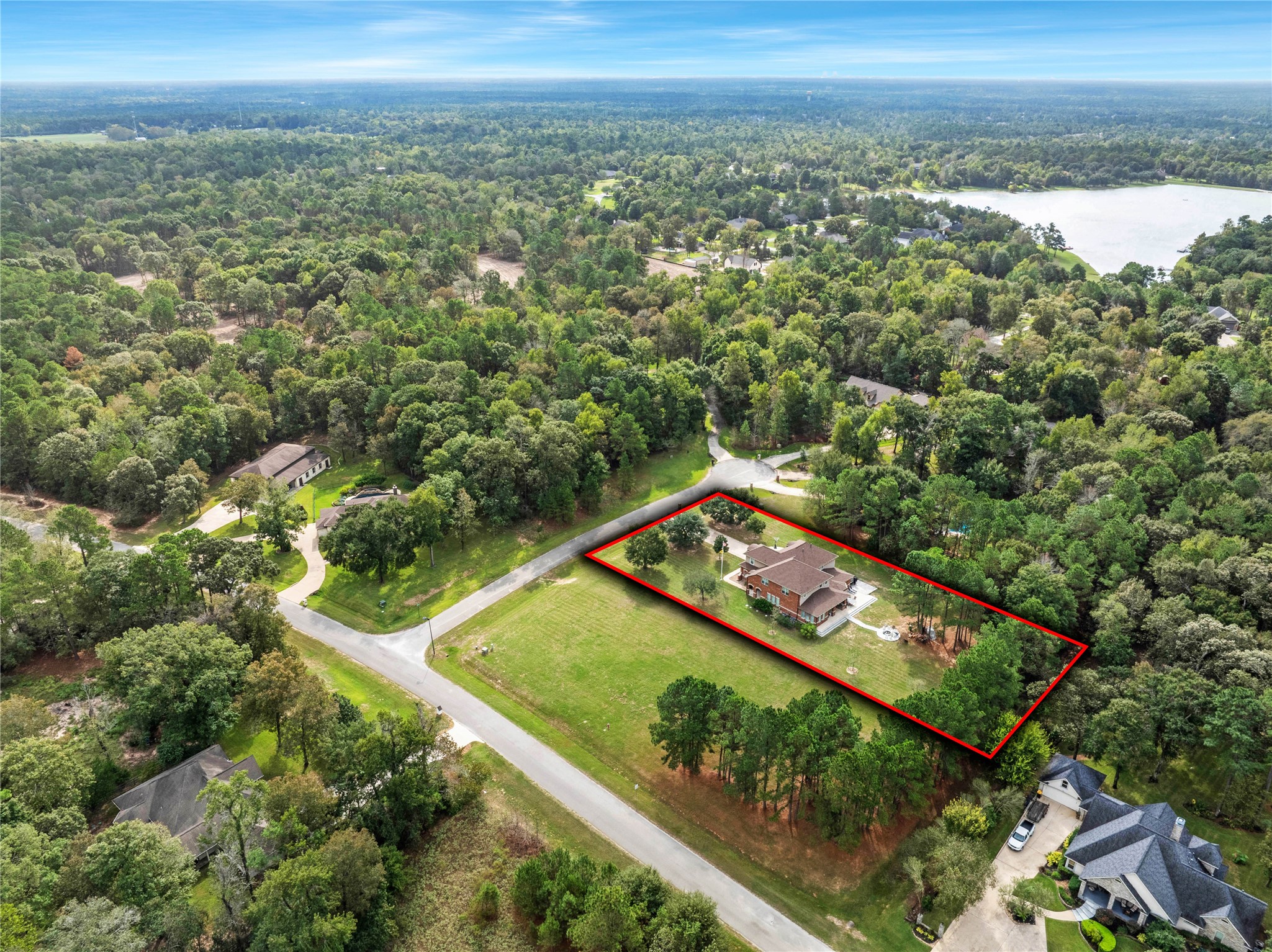 404 Trade Winds Court, Montgomery, TX 77316