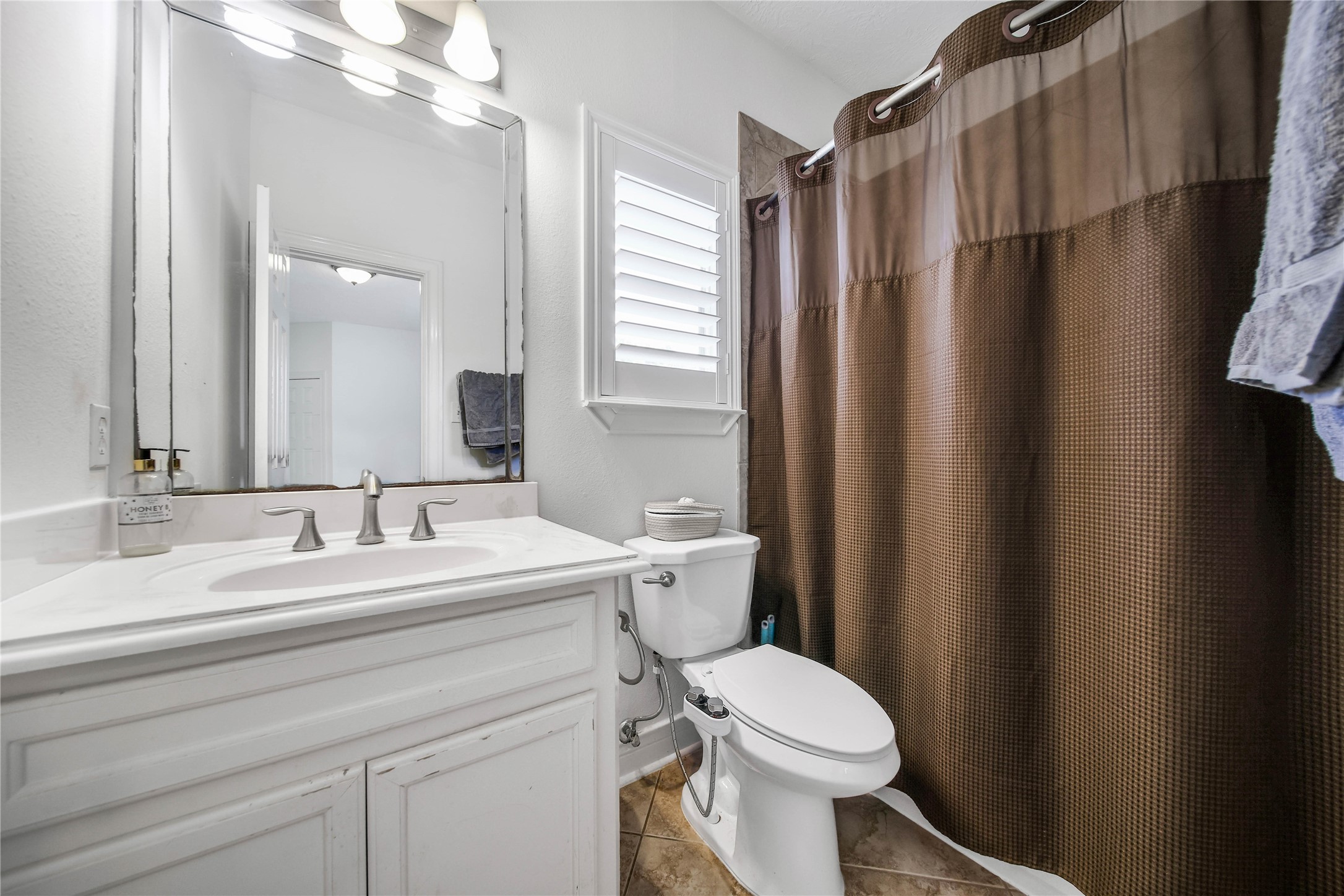 404 Trade Winds Court, Montgomery, TX 77316