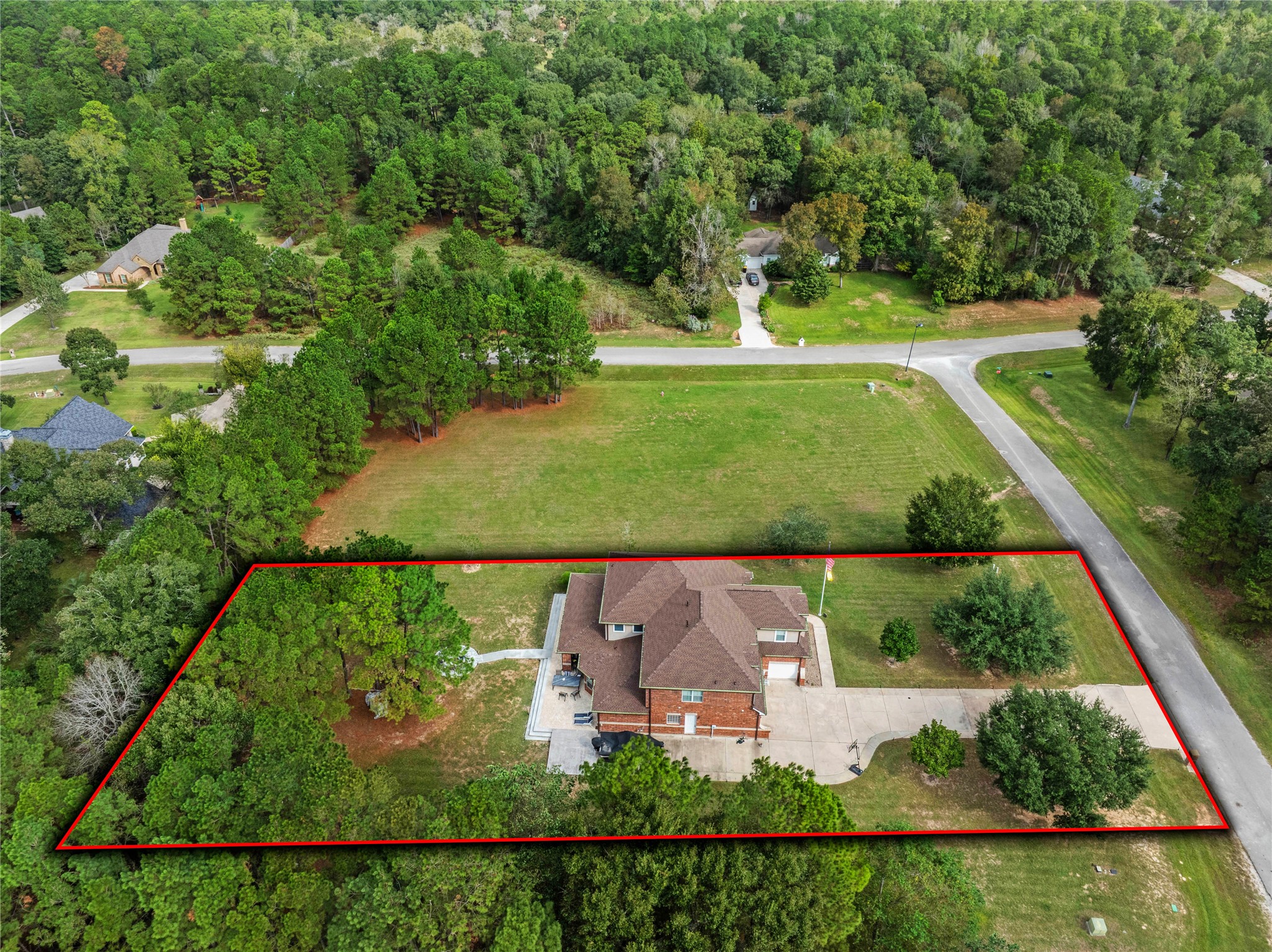 404 Trade Winds Court, Montgomery, TX 77316