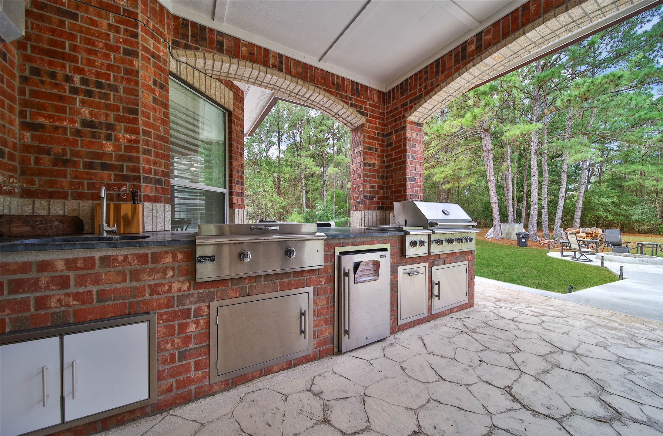 404 Trade Winds Court, Montgomery, TX 77316