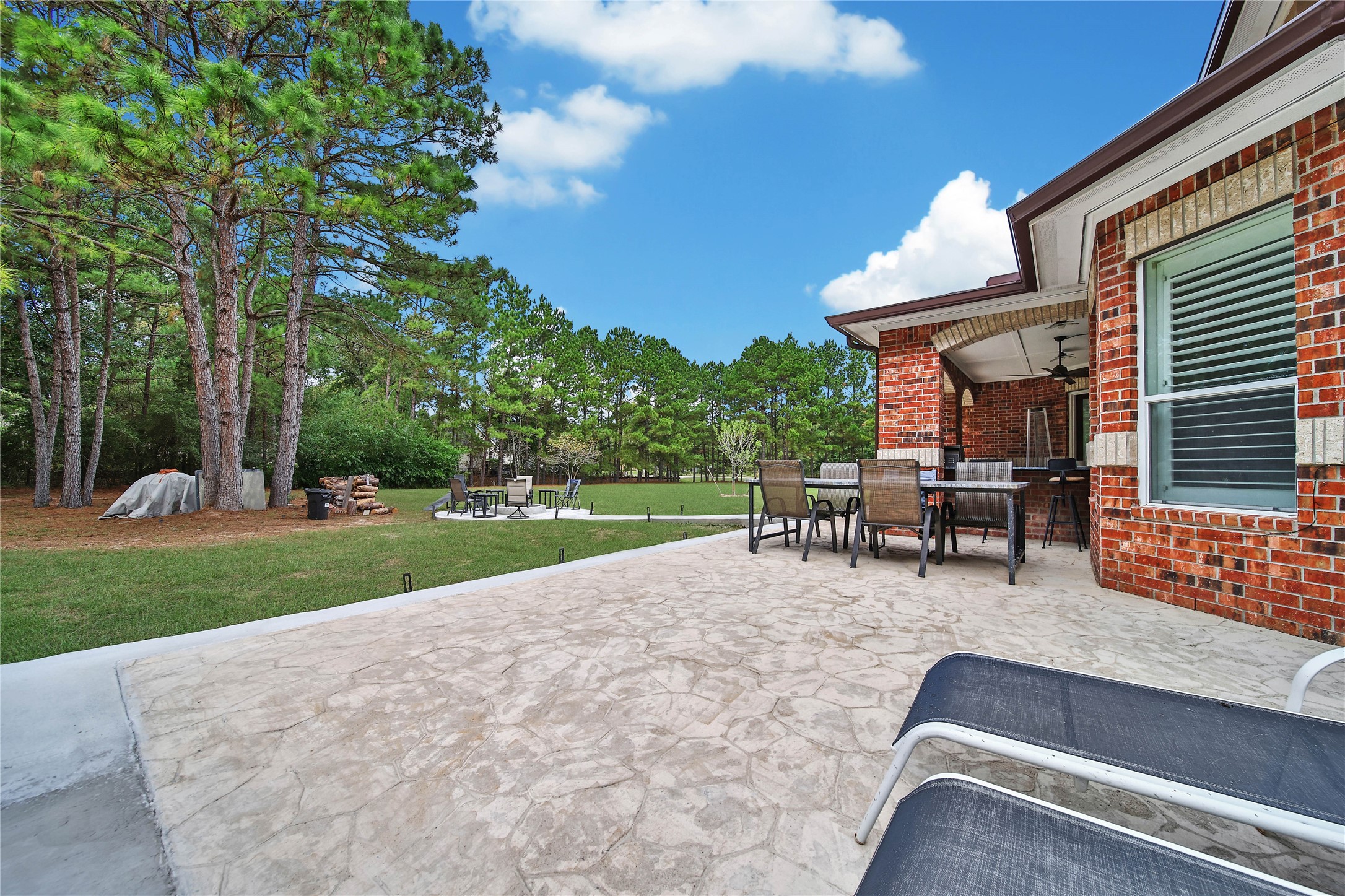 404 Trade Winds Court, Montgomery, TX 77316