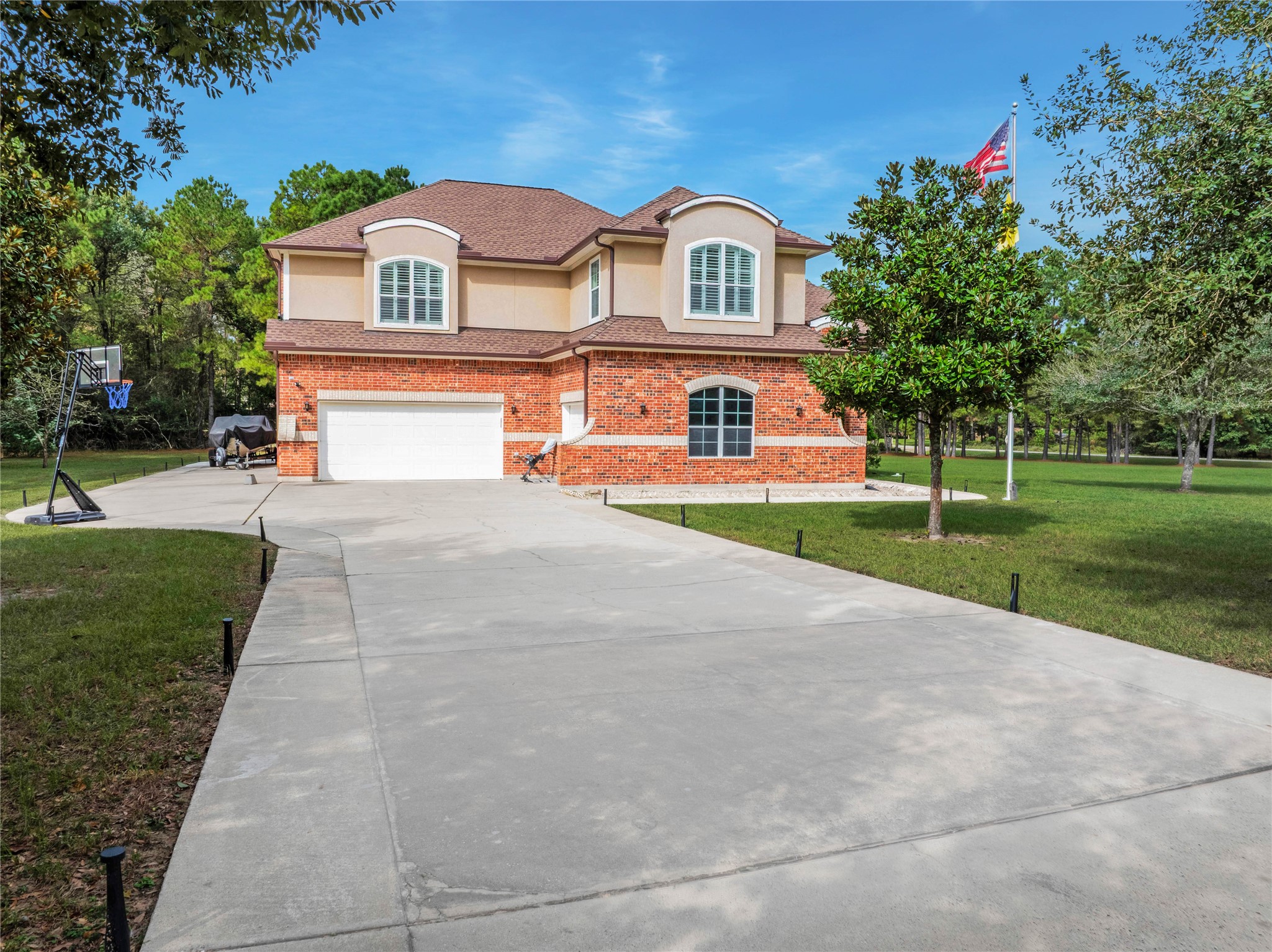 404 Trade Winds Court, Montgomery, TX 77316