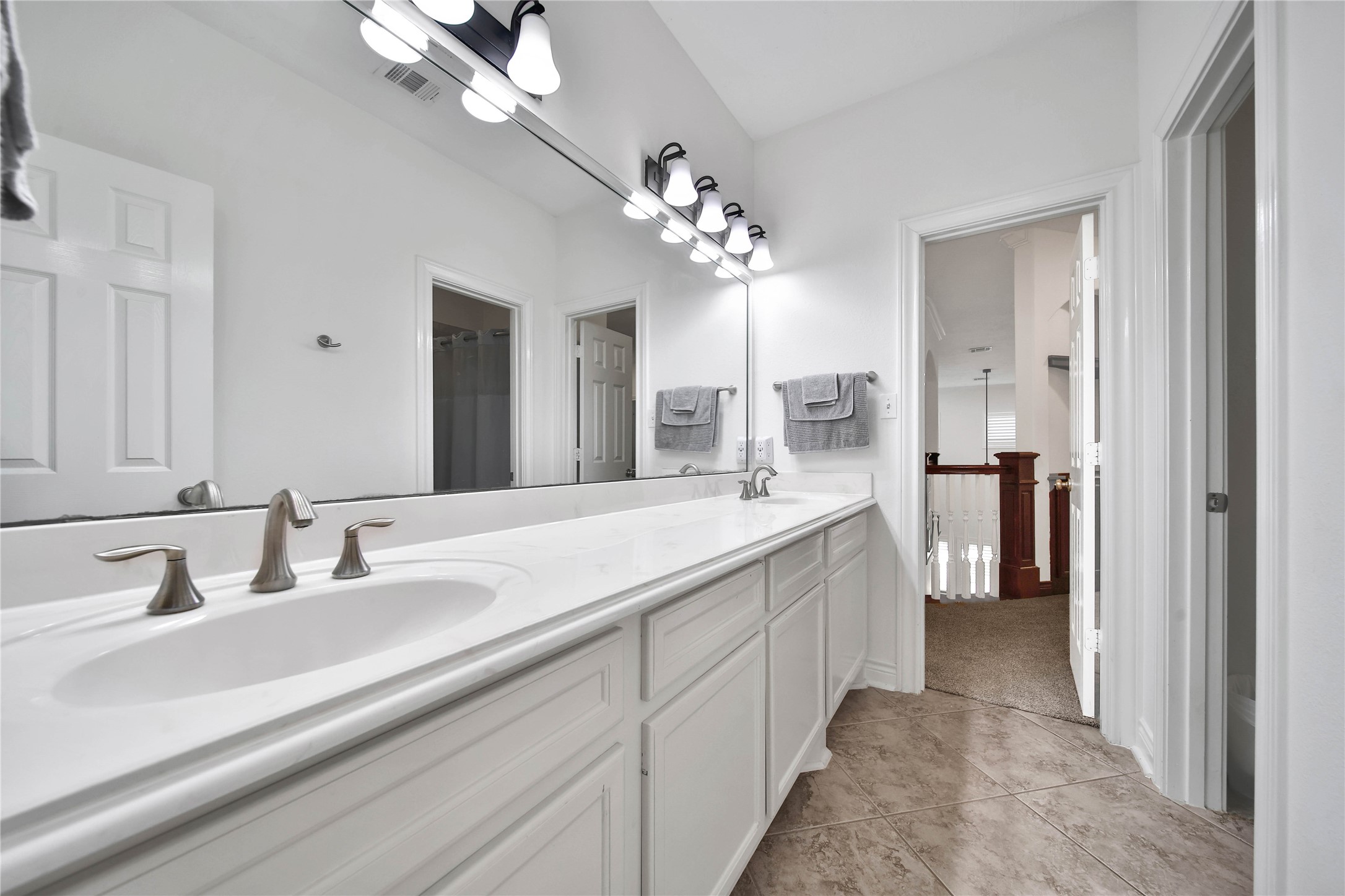 404 Trade Winds Court, Montgomery, TX 77316