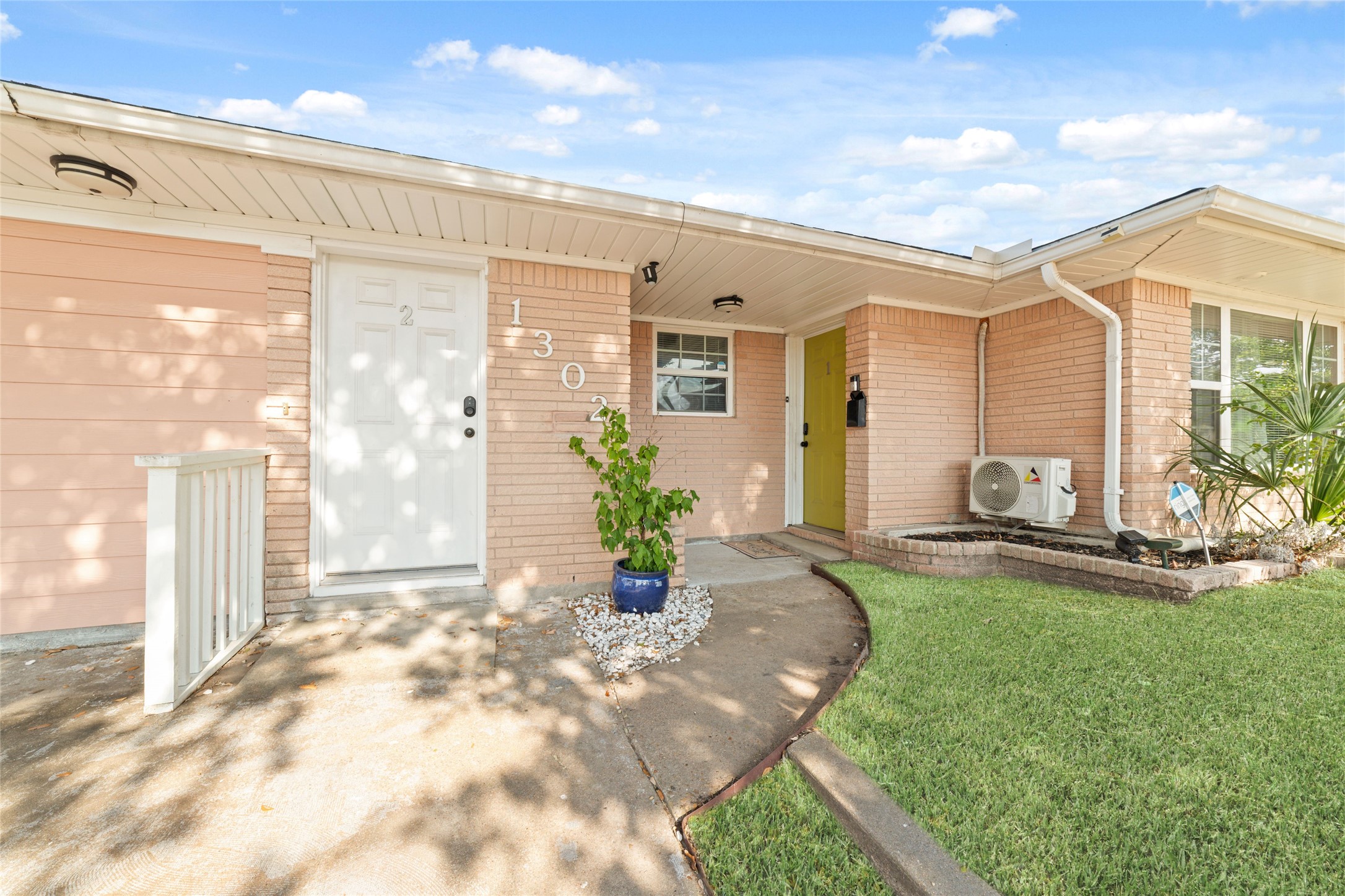 1302 56th Street, Galveston, TX 77551
