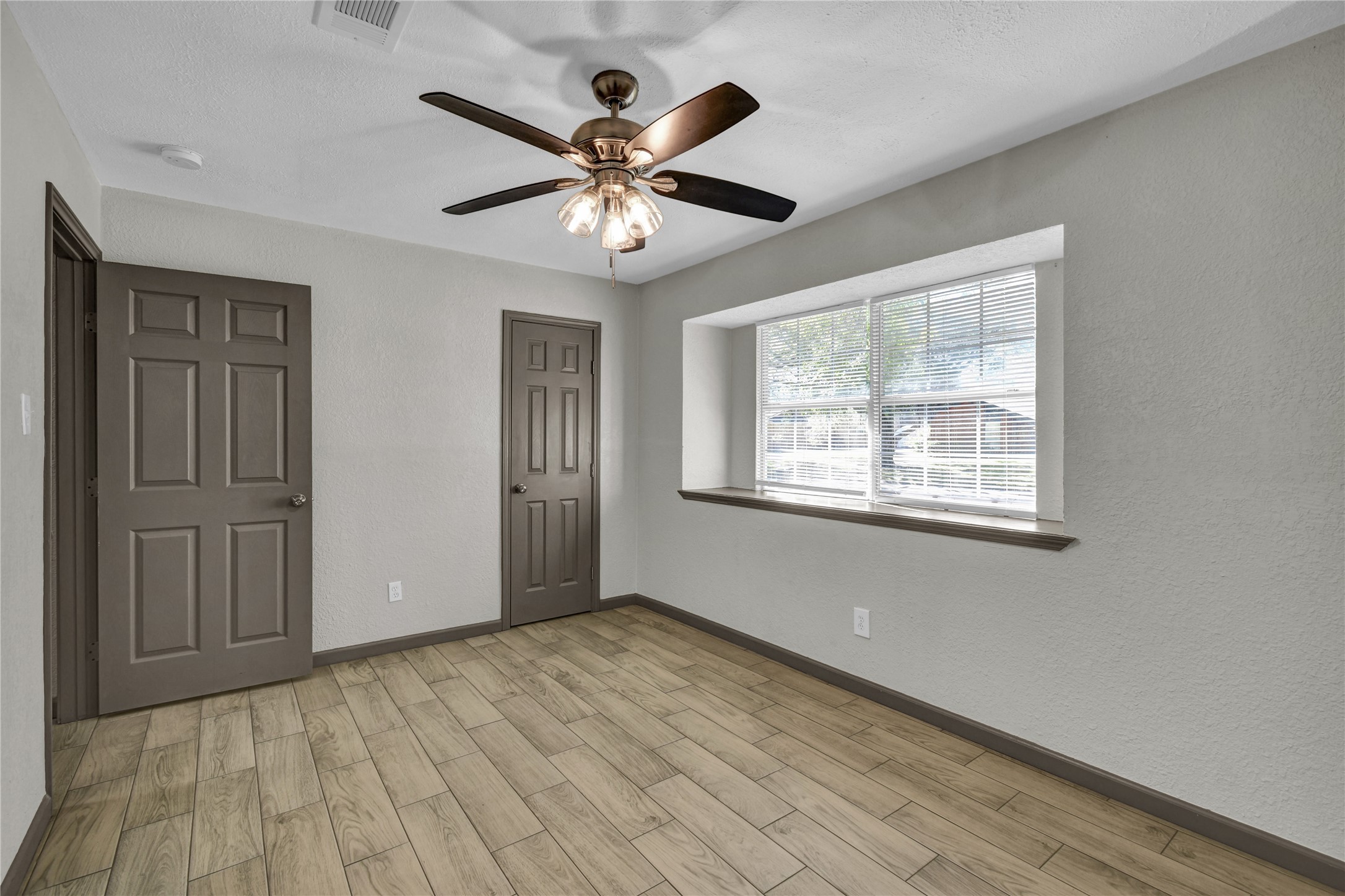 Guest Room 1