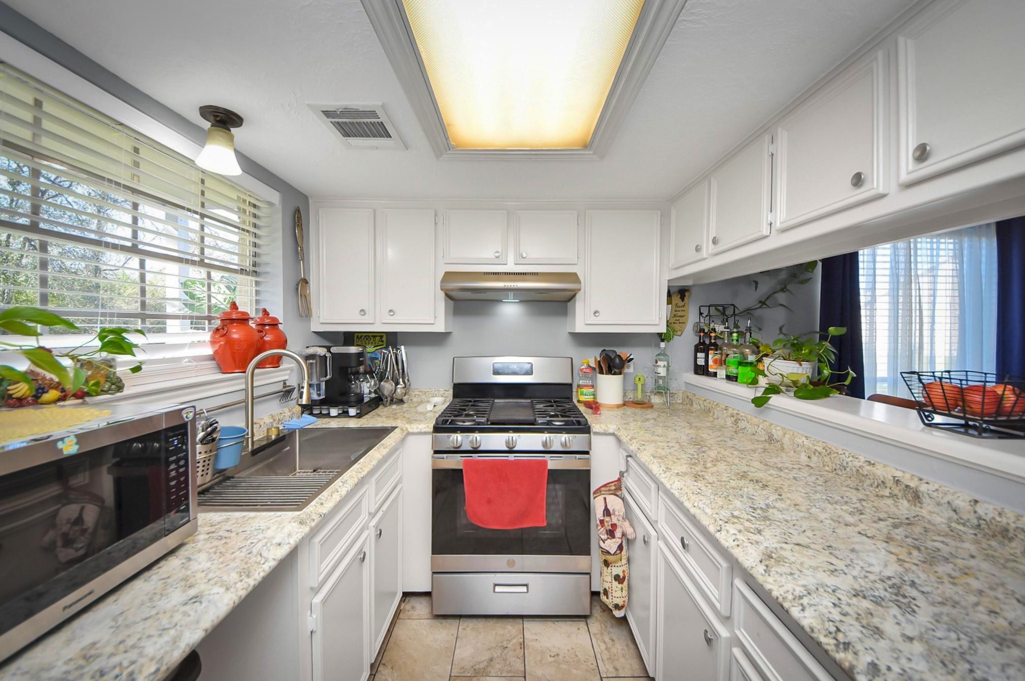 1989 Country Village Boulevard, #B, Humble, TX 77338