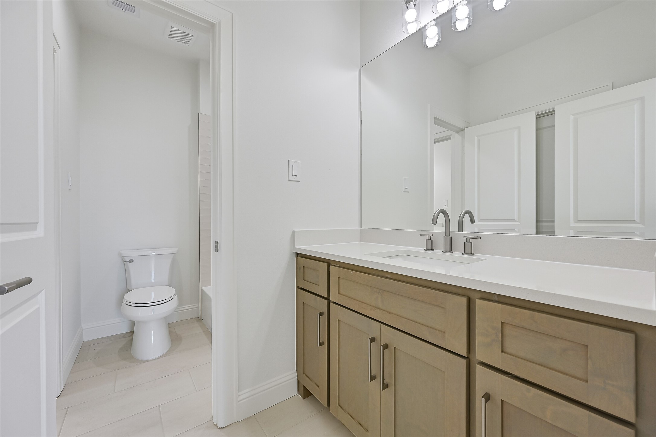 1627 Bay Pointe Drive, Galveston, TX 77554