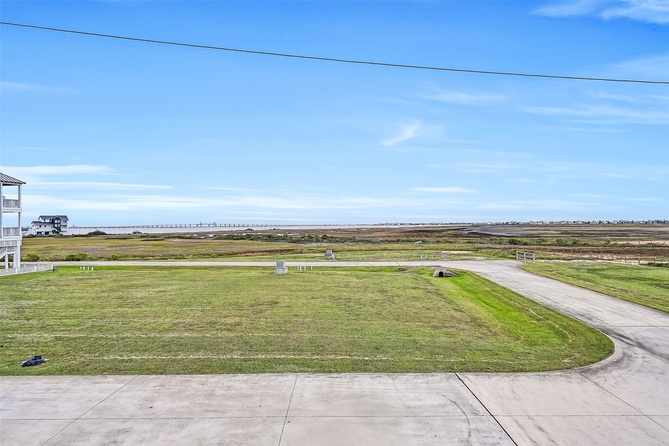1627 Bay Pointe Drive, Galveston, TX 77554